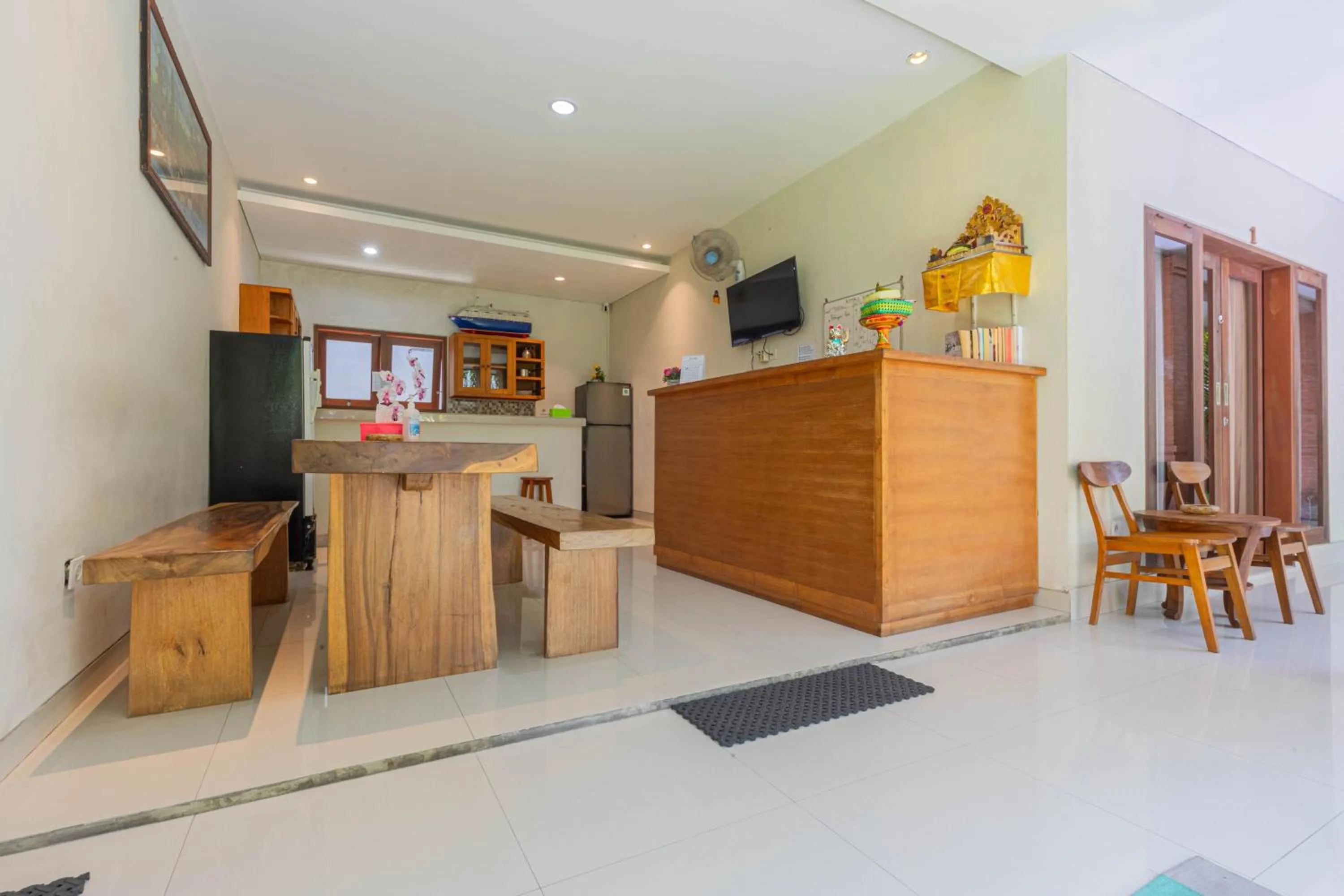 Communal kitchen in Komala Homestay