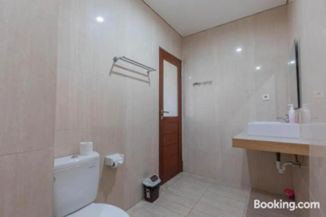 Bathroom in Komala Homestay
