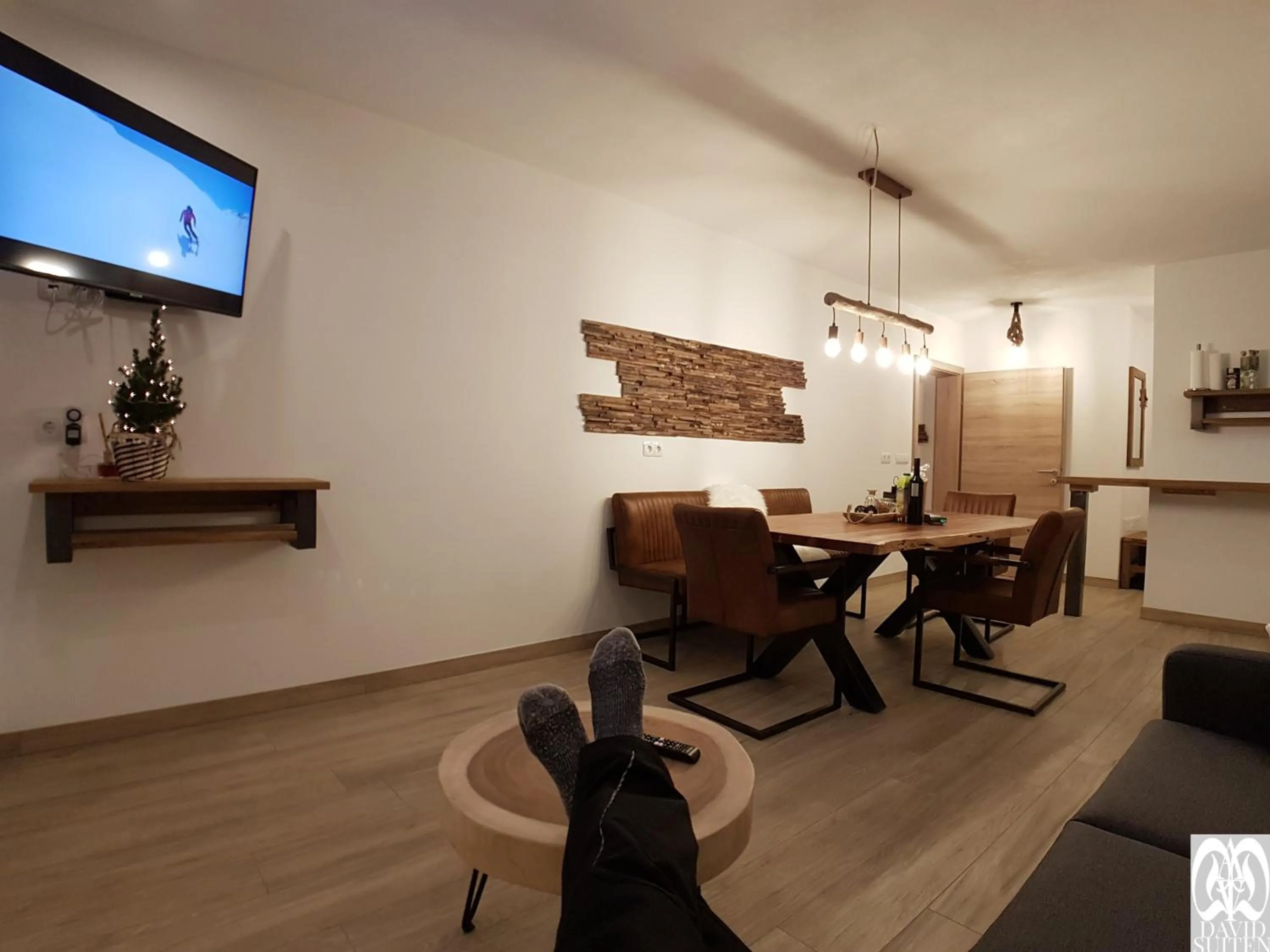 Communal lounge/ TV room in DAVID SUITEN