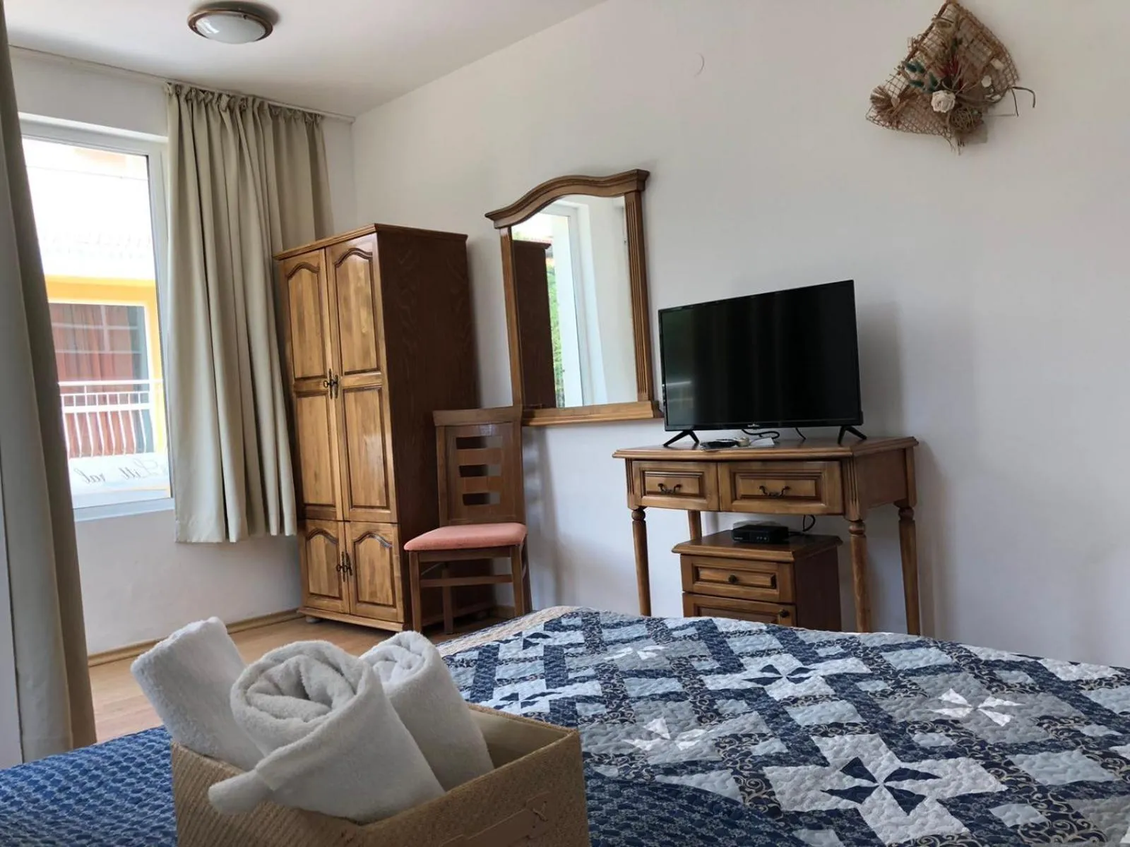 Bed in Family Hotel Littoral