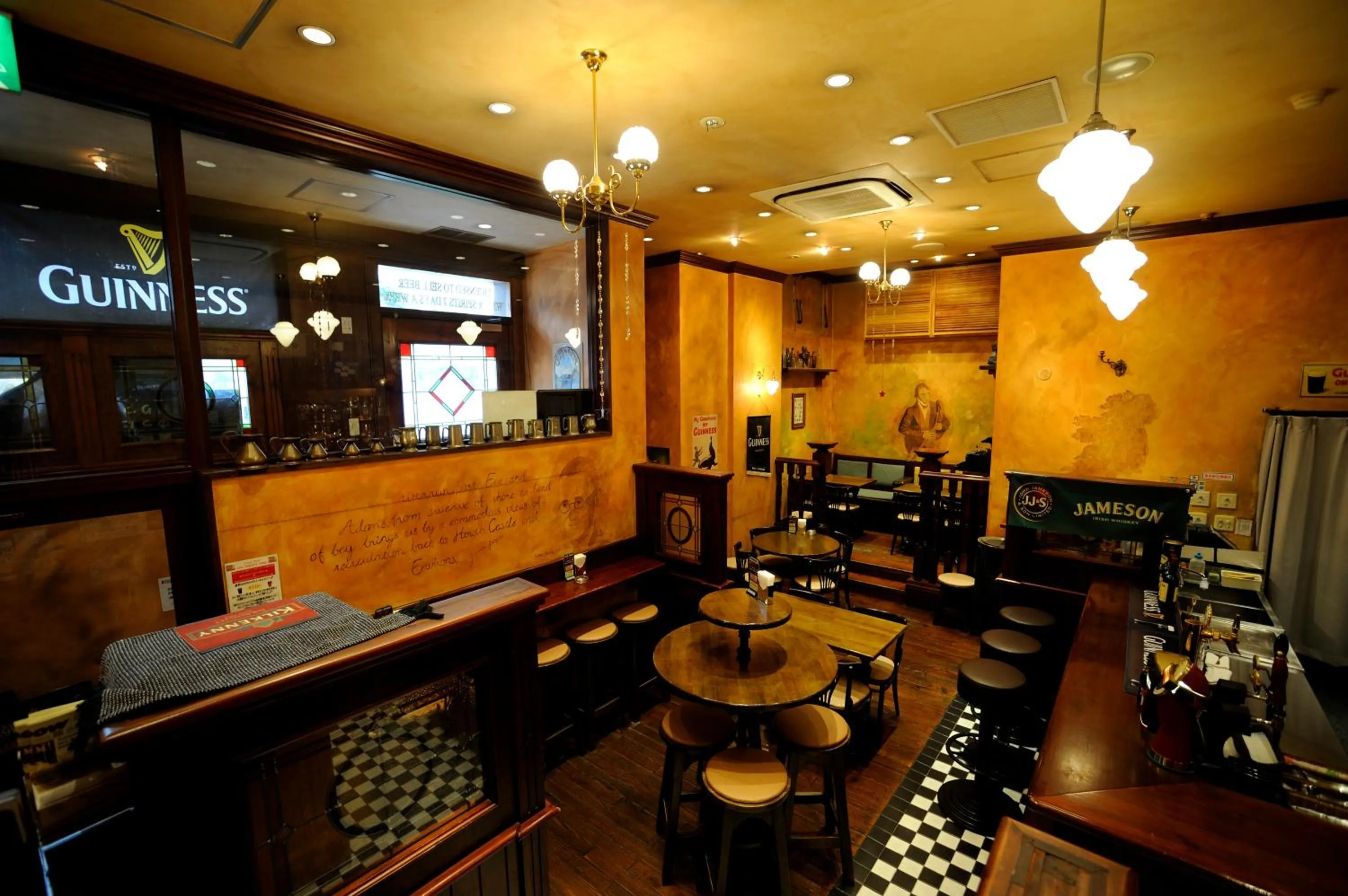 Restaurant/places to eat in Hotel Eclair Hakata