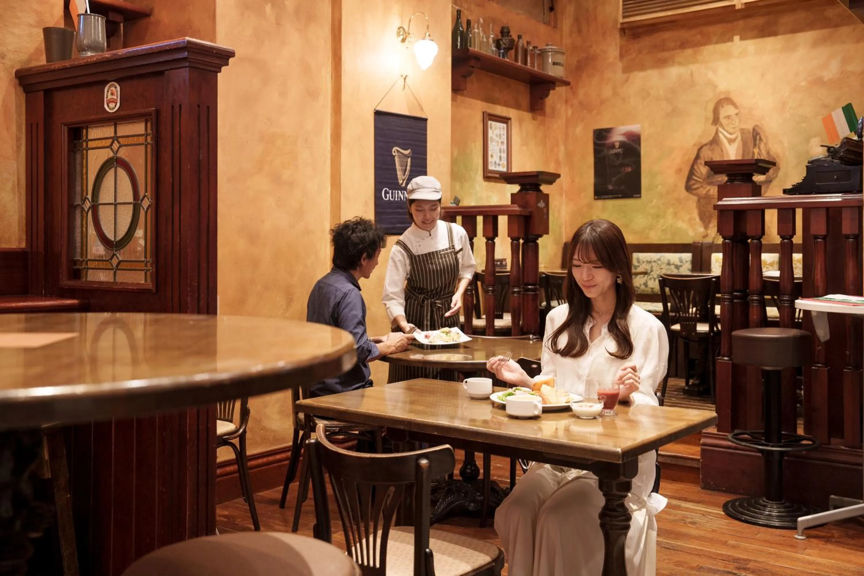 Restaurant/places to eat in Hotel Eclair Hakata