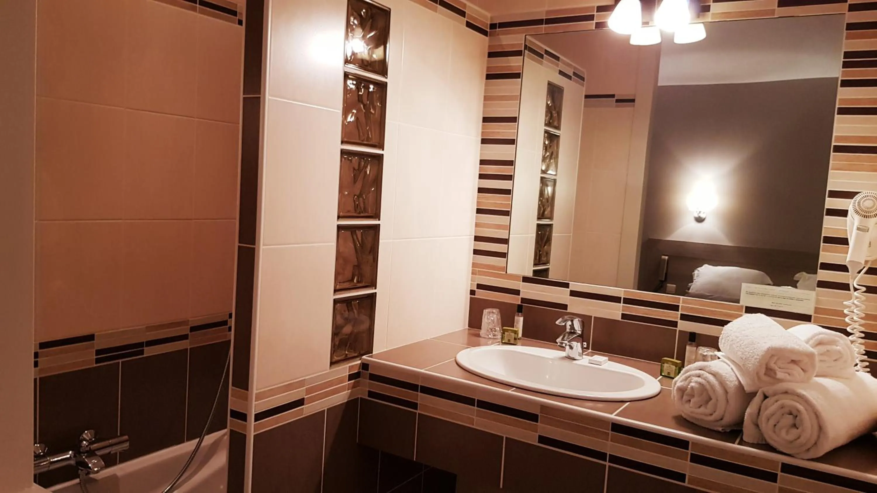 Hostellerie d'Héloïse Logis