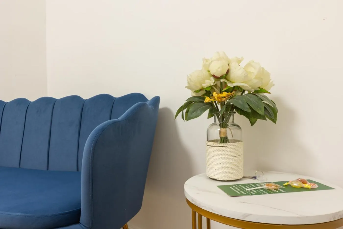 Living room in Fior Di Loto Rooms