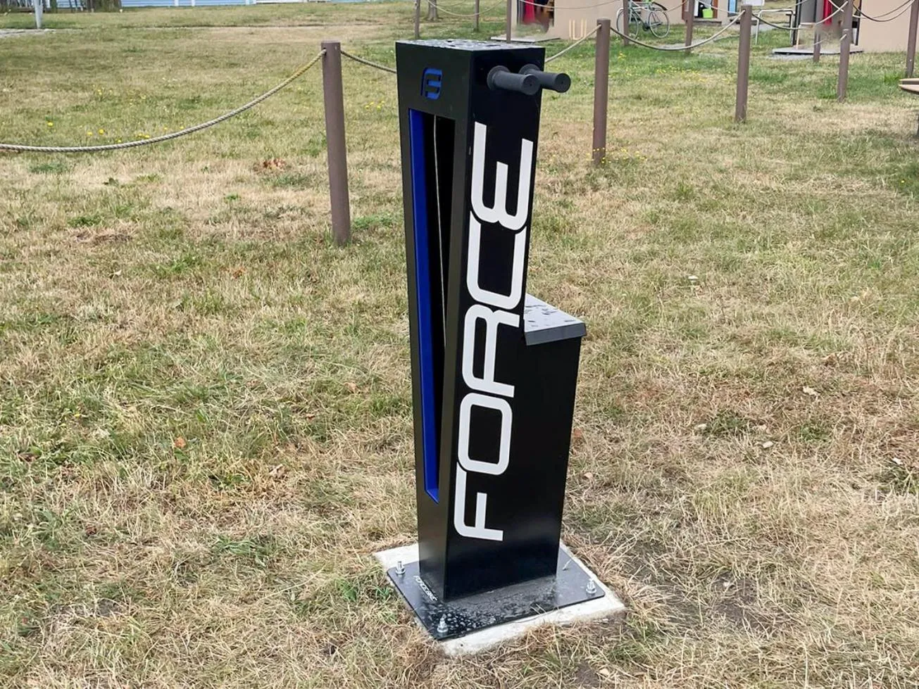 Cycling in slube am Yachthafen Greifswald