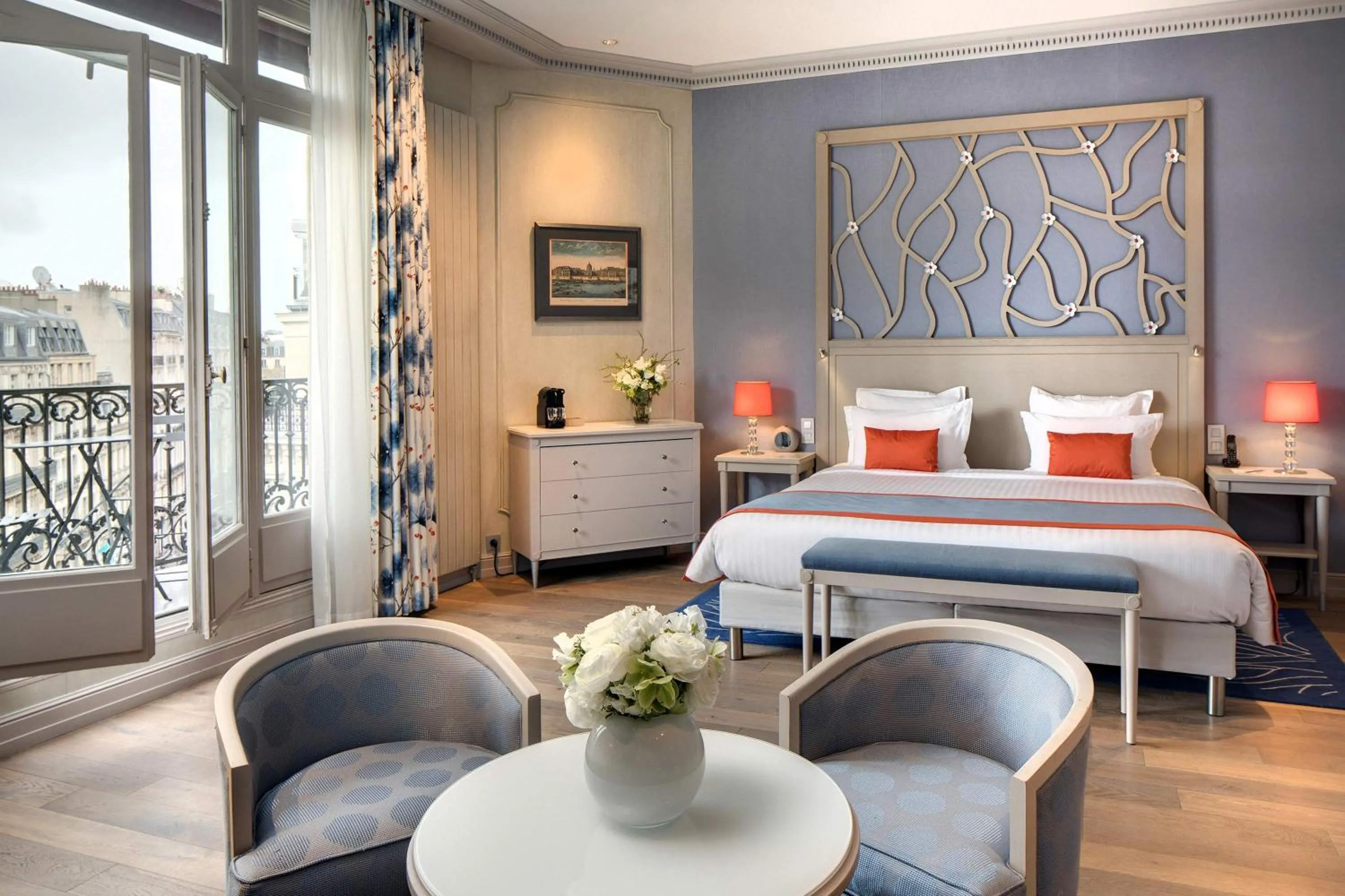 Bedroom, Bed in Hôtel Château Frontenac