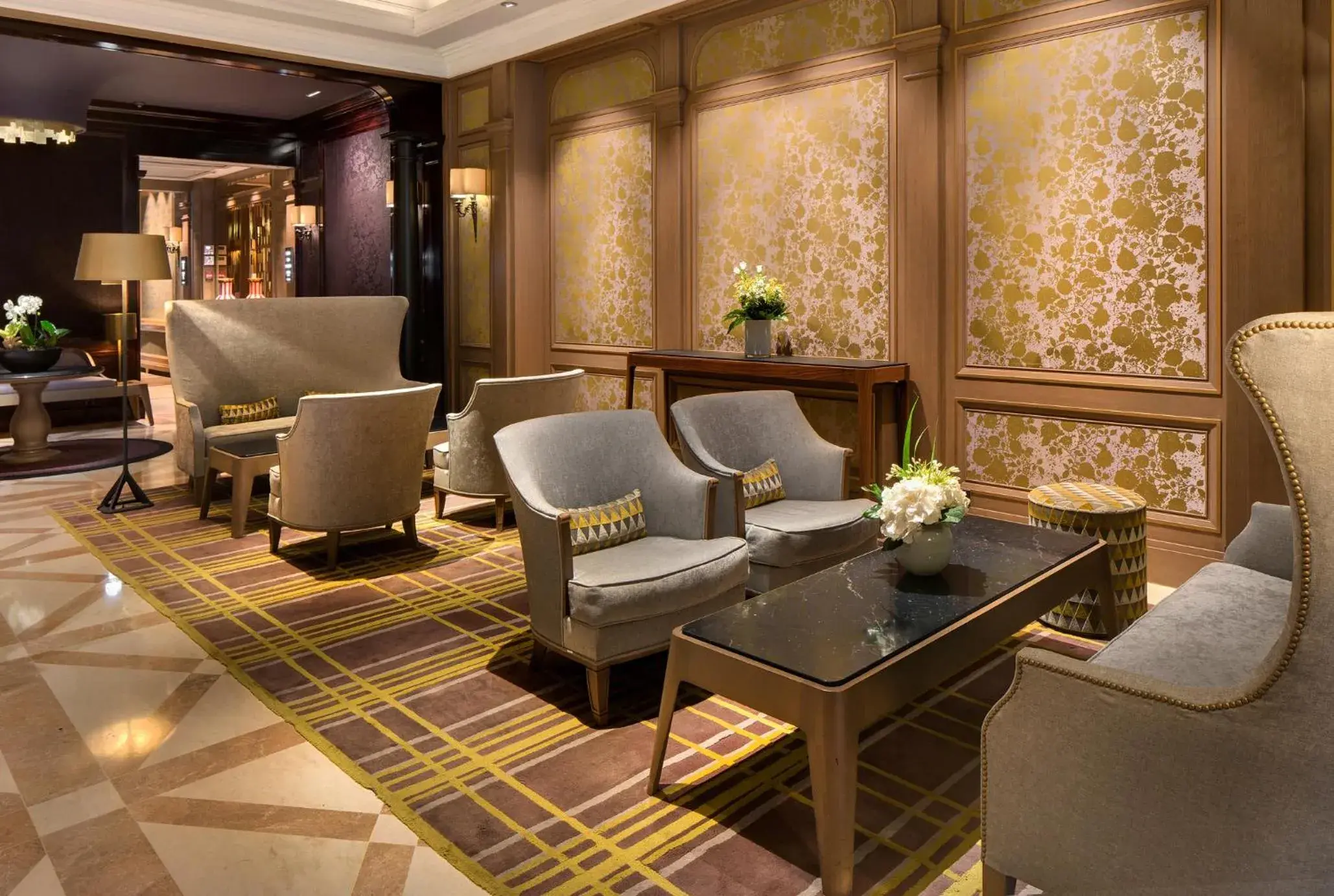 Lobby or reception in Rochester Champs Elysees Lobby or reception in Rochester Champs Elysees
