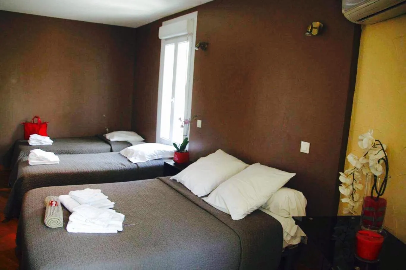 Bed in L'Avenue