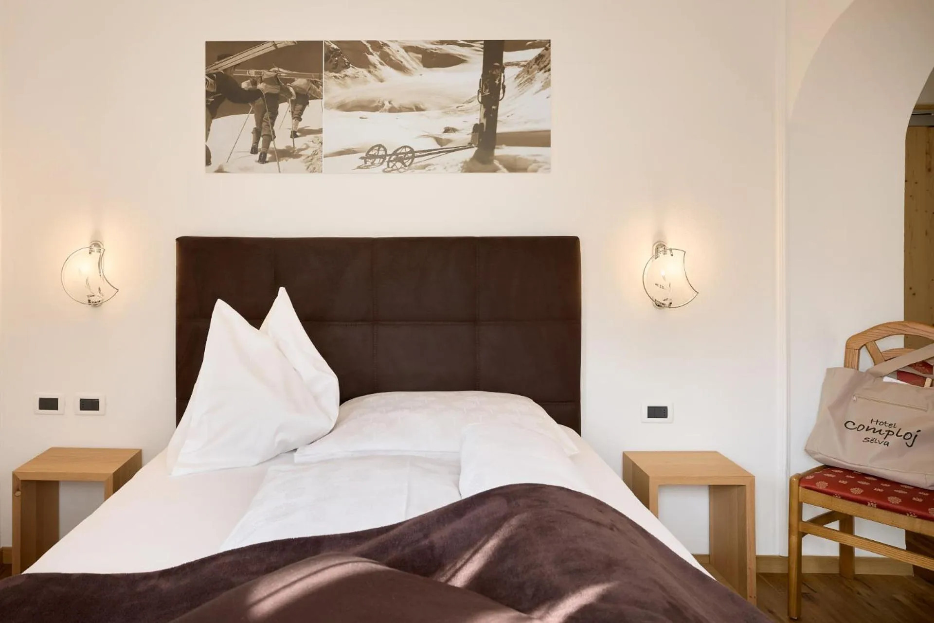 Bed in Hotel Comploj Adults only