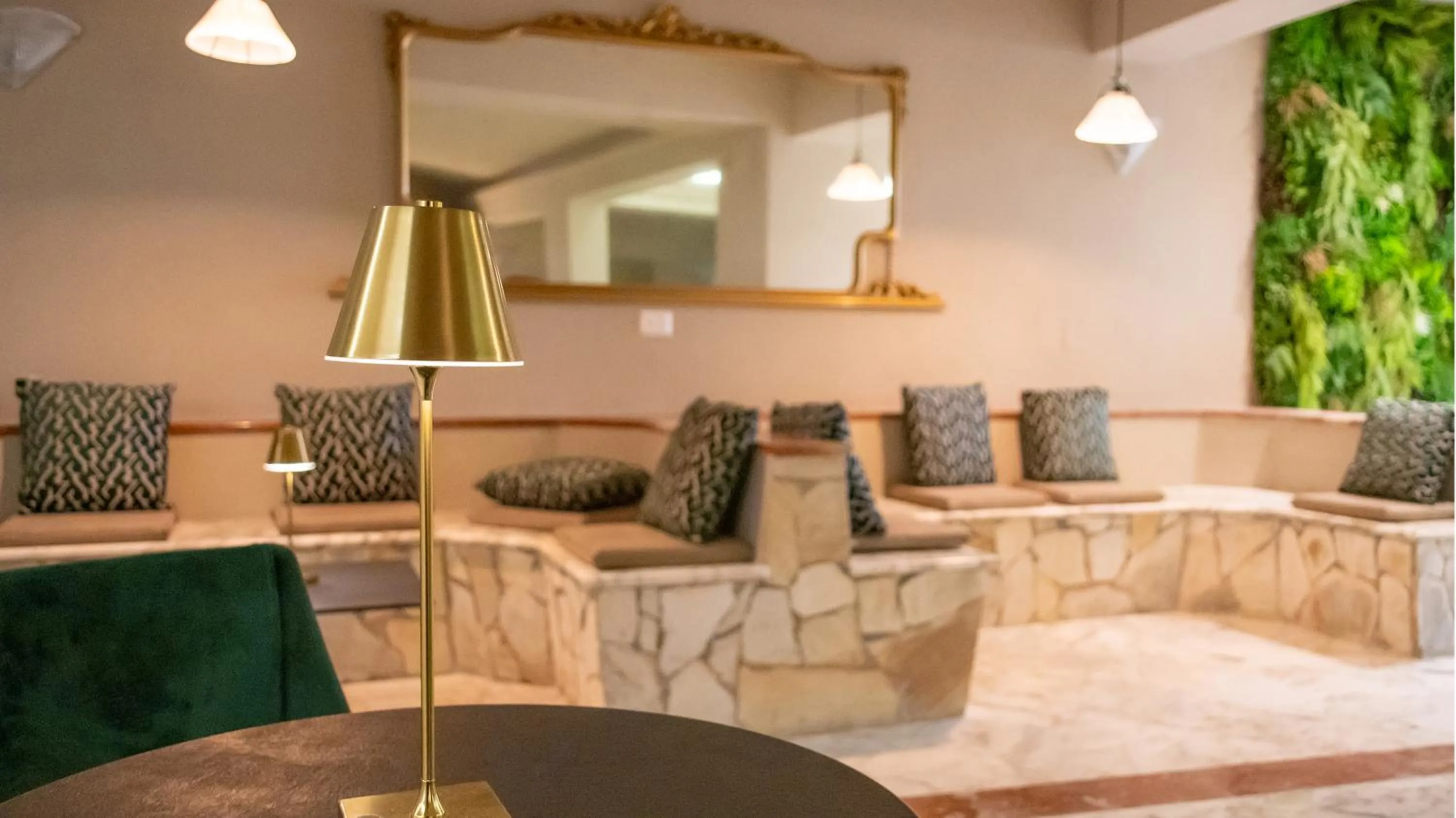 Lounge or bar in Hotel Calanca