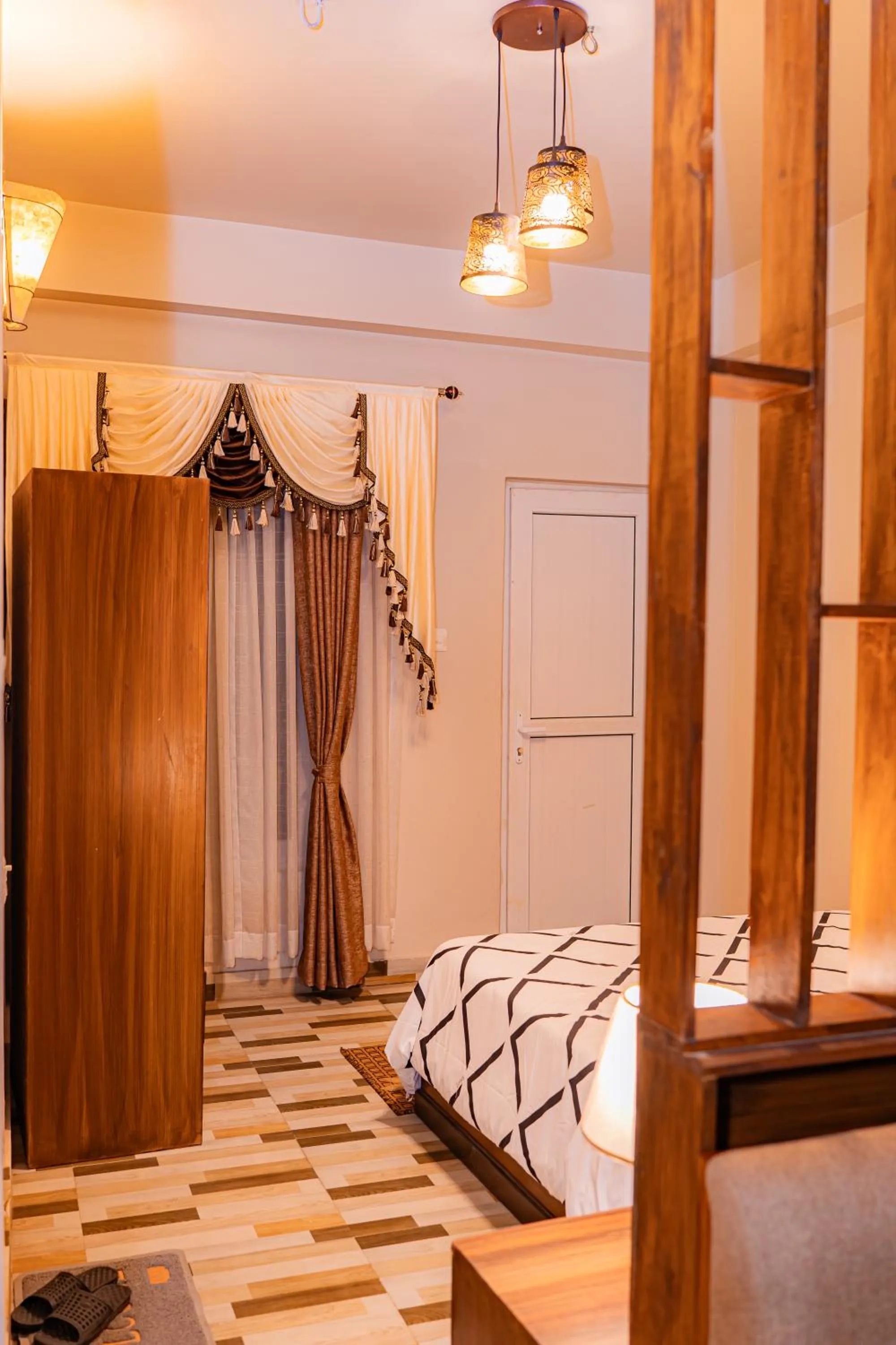 Bed in Busy Bee Resort, Pokhara