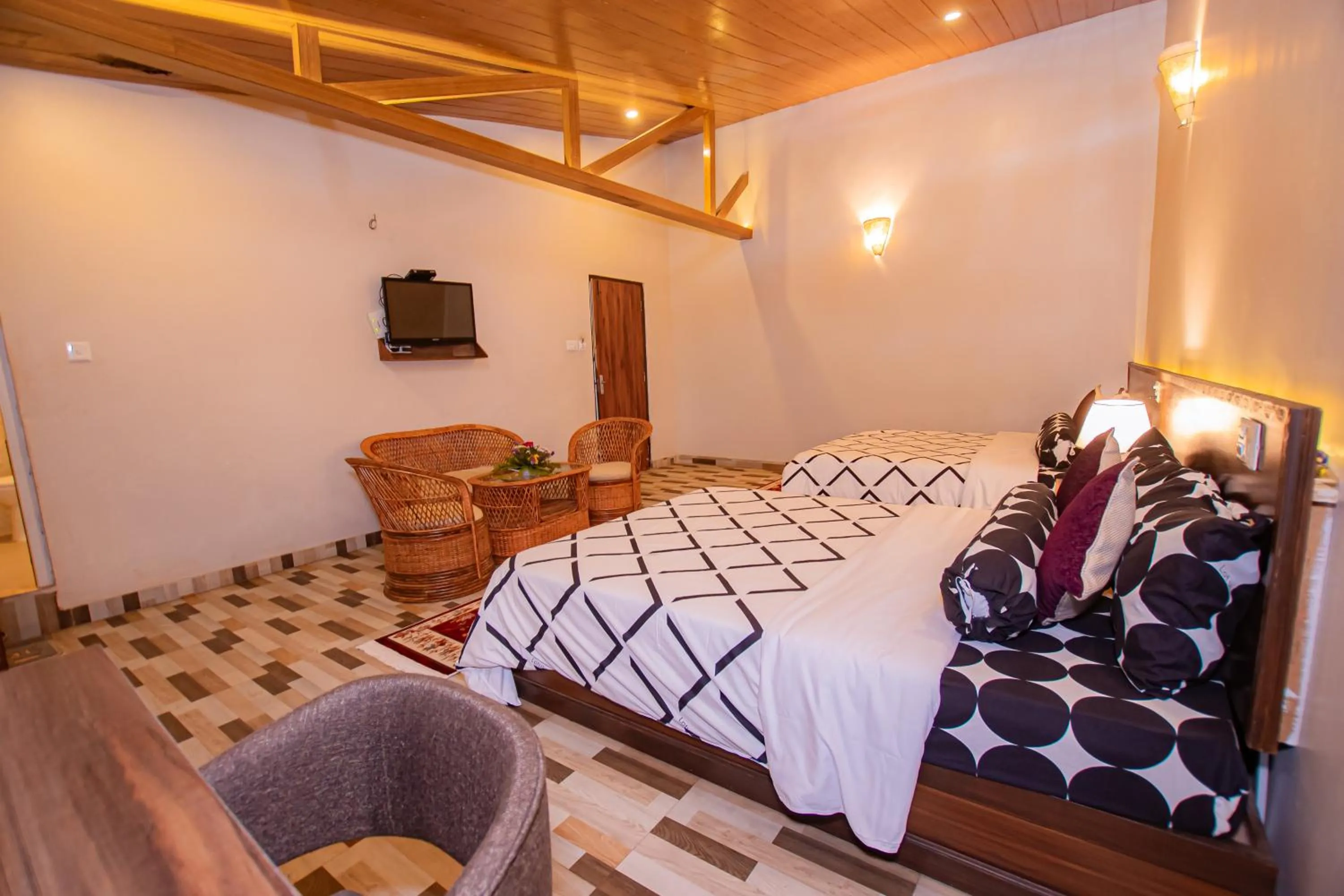 Bed in Busy Bee Resort, Pokhara