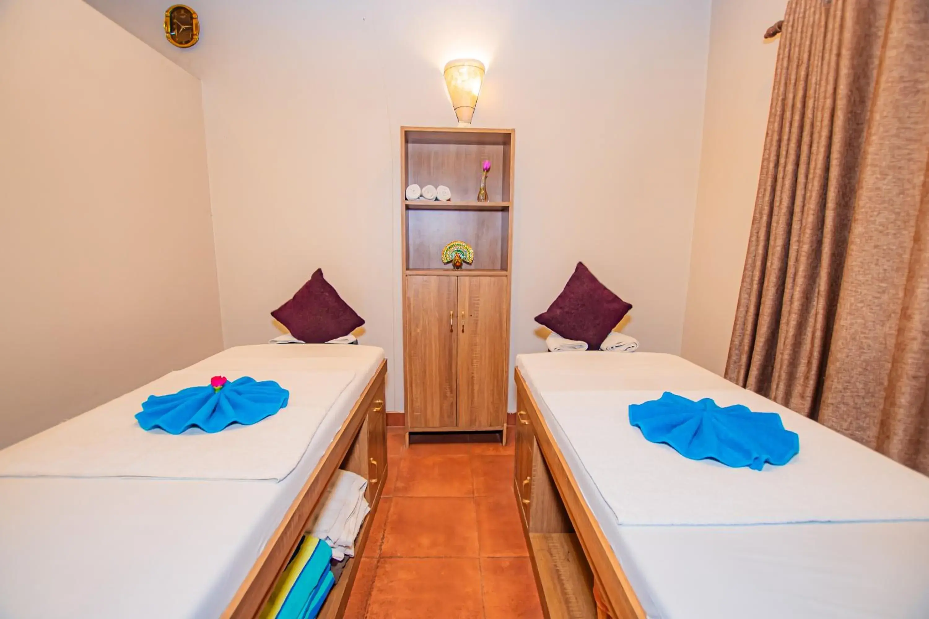 Spa and wellness centre/facilities, Bed in Busy Bee Resort, Pokhara Spa and wellness centre/facilities, Bed in Busy Bee Resort, Pokhara