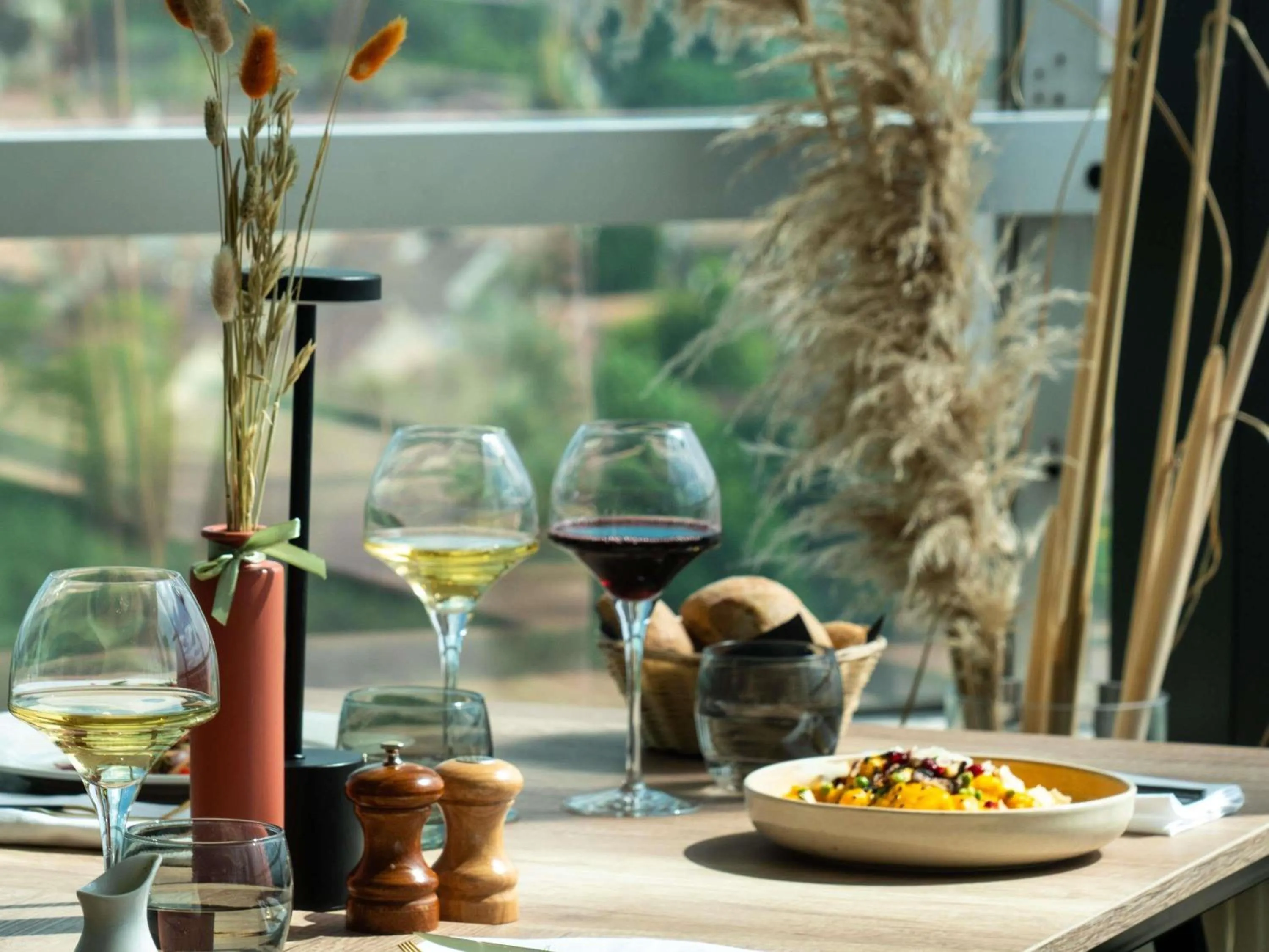 Restaurant/places to eat in Mercure Paris Orly Rungis Aéroport