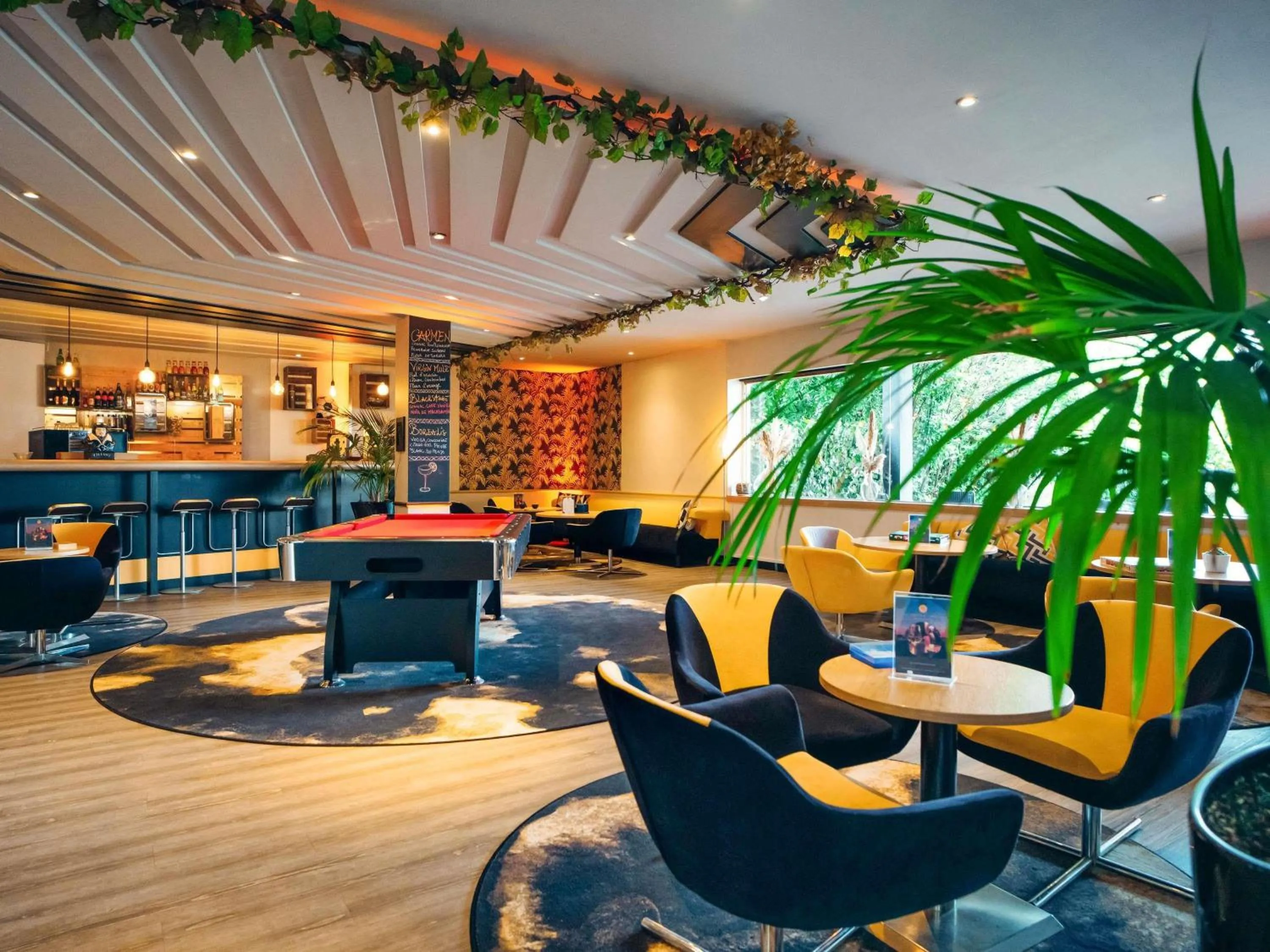 Property building in Mercure Paris Orly Rungis Aéroport