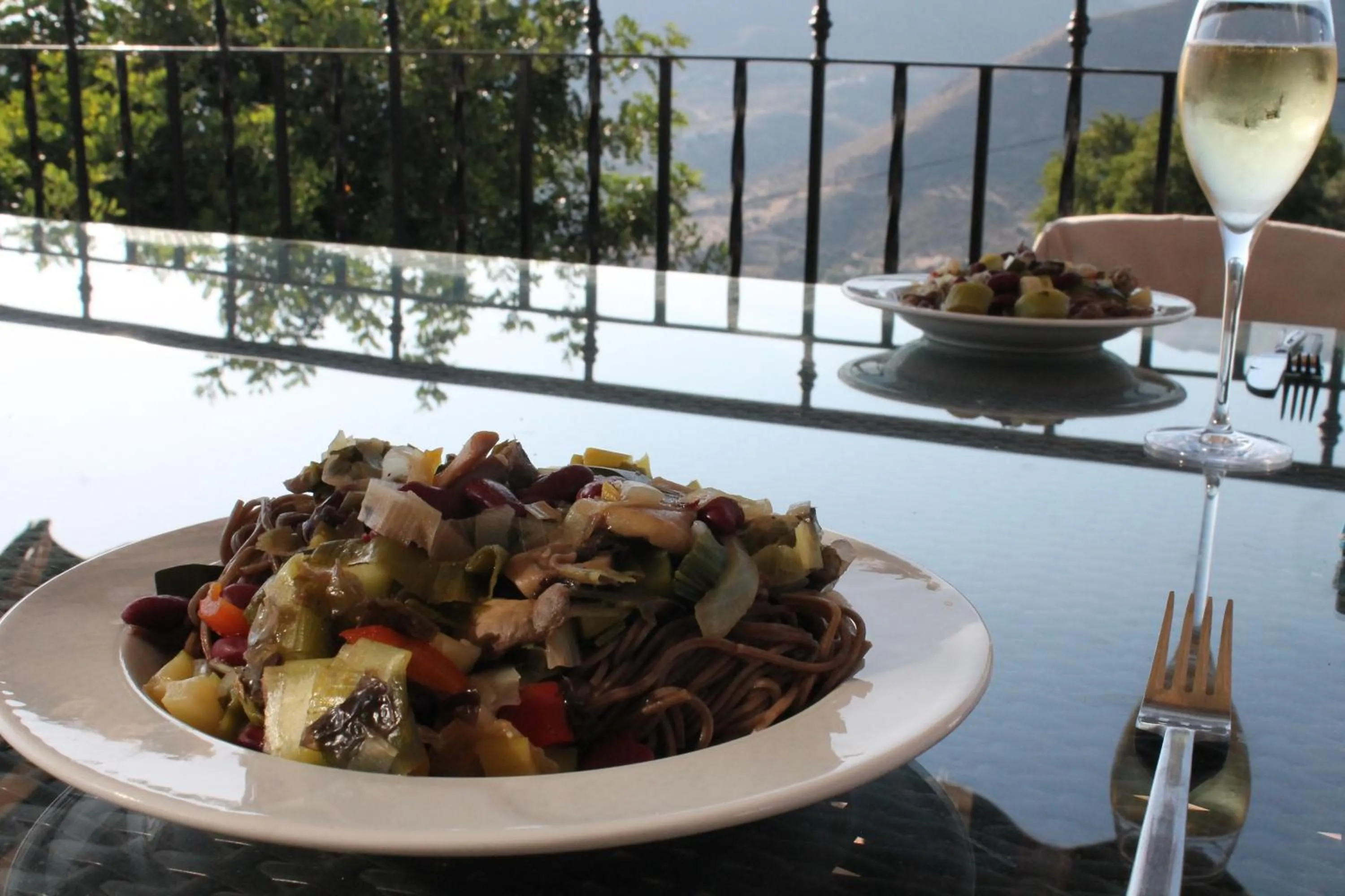 Restaurant/places to eat in Casa Arts guest rooms