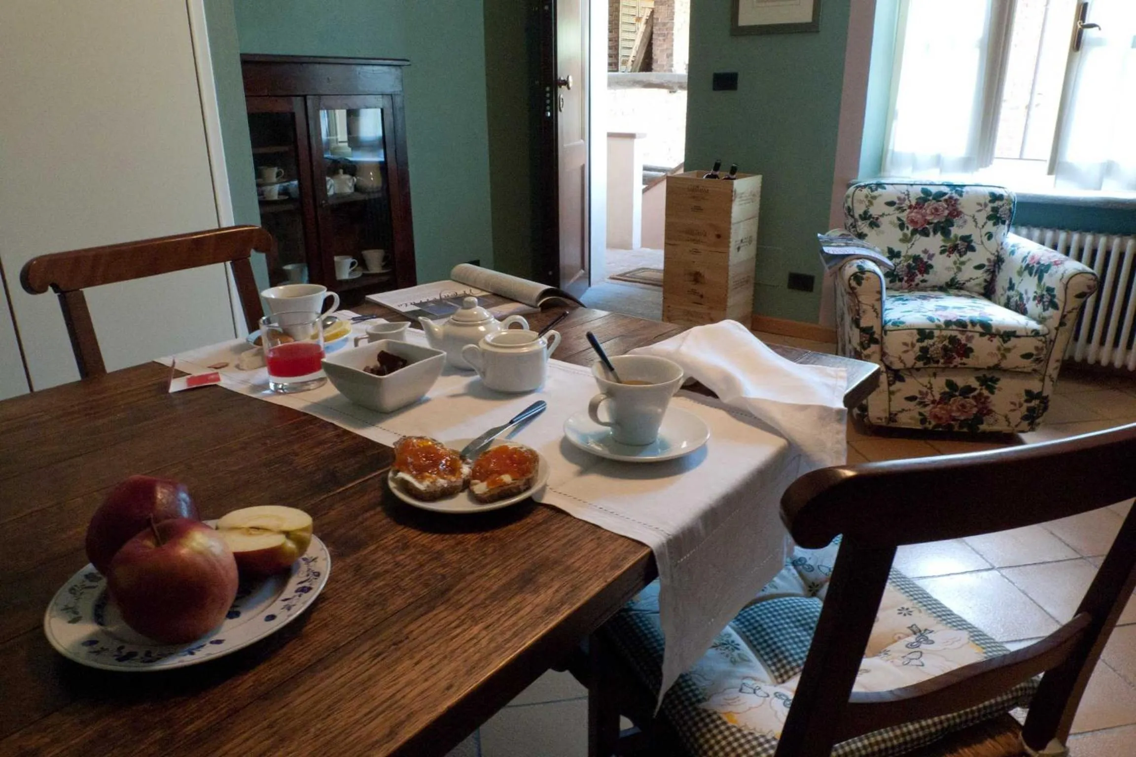 Food and drinks in La Giribaldina Winery & Farmhouse