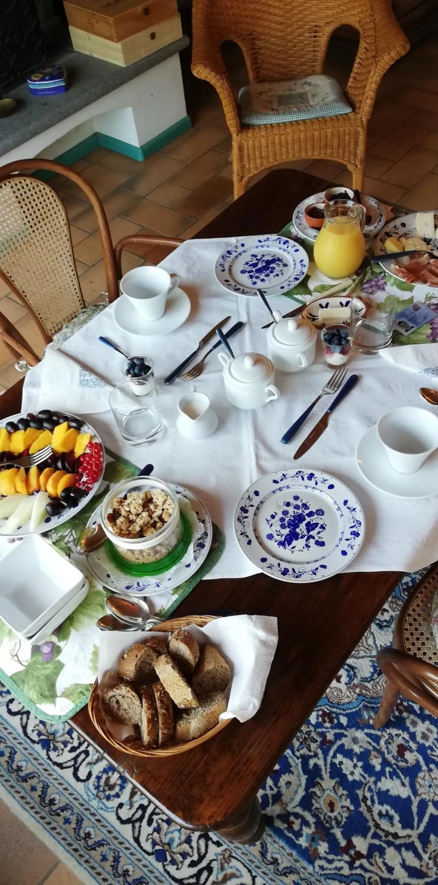 Breakfast in La Giribaldina Winery & Farmhouse