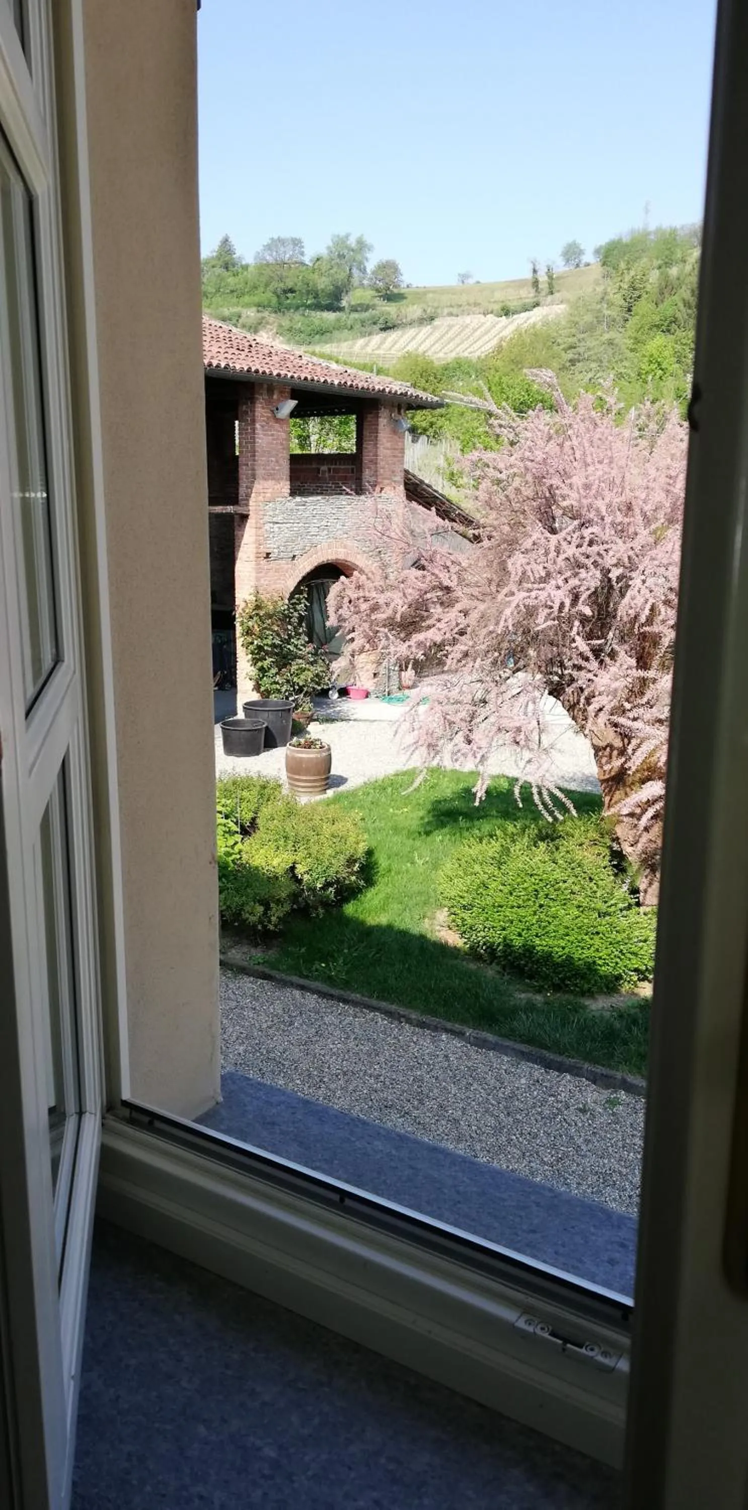 Inner courtyard view in La Giribaldina Winery & Farmhouse