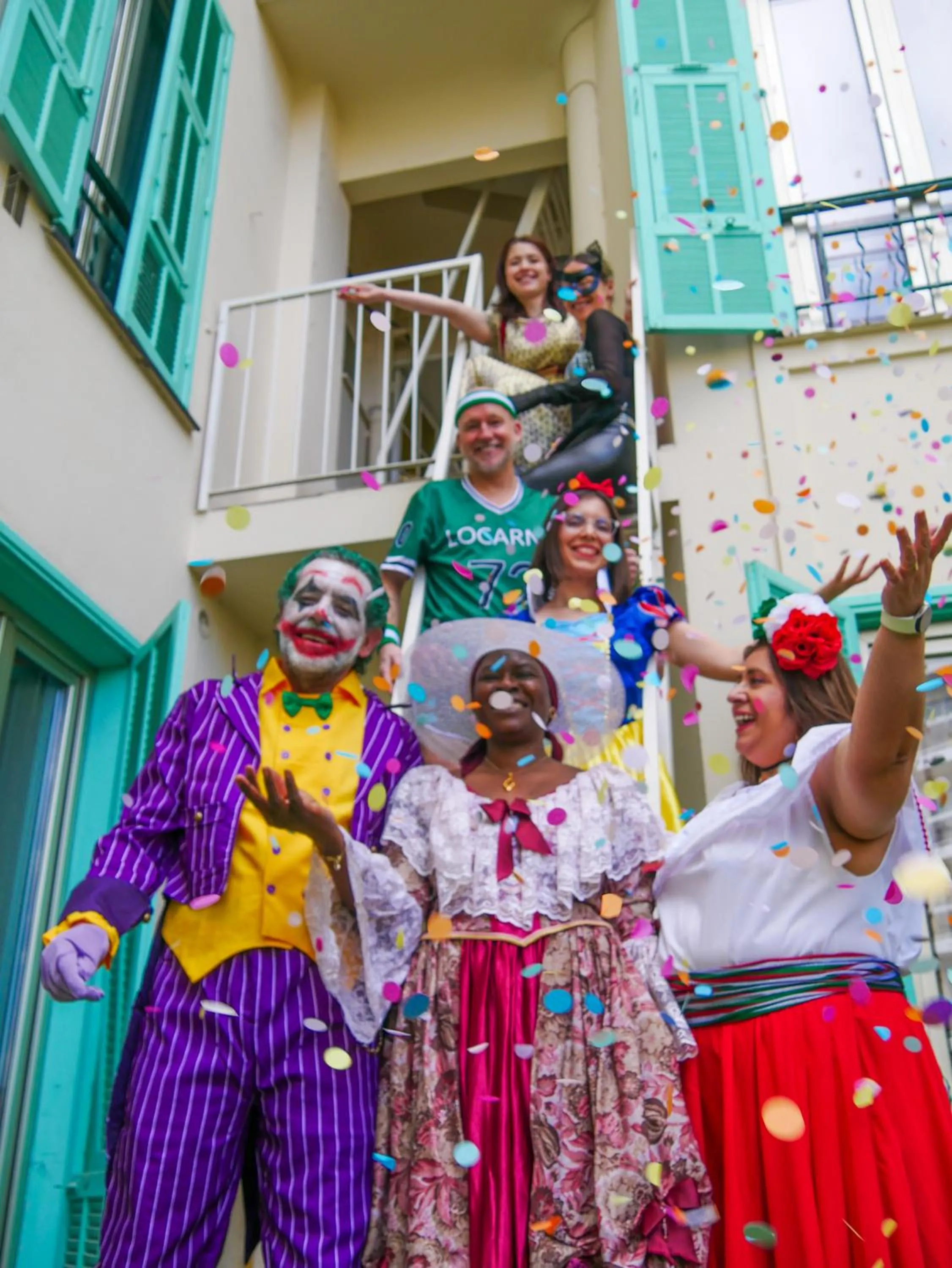 People in Hôtel Locarno Nice