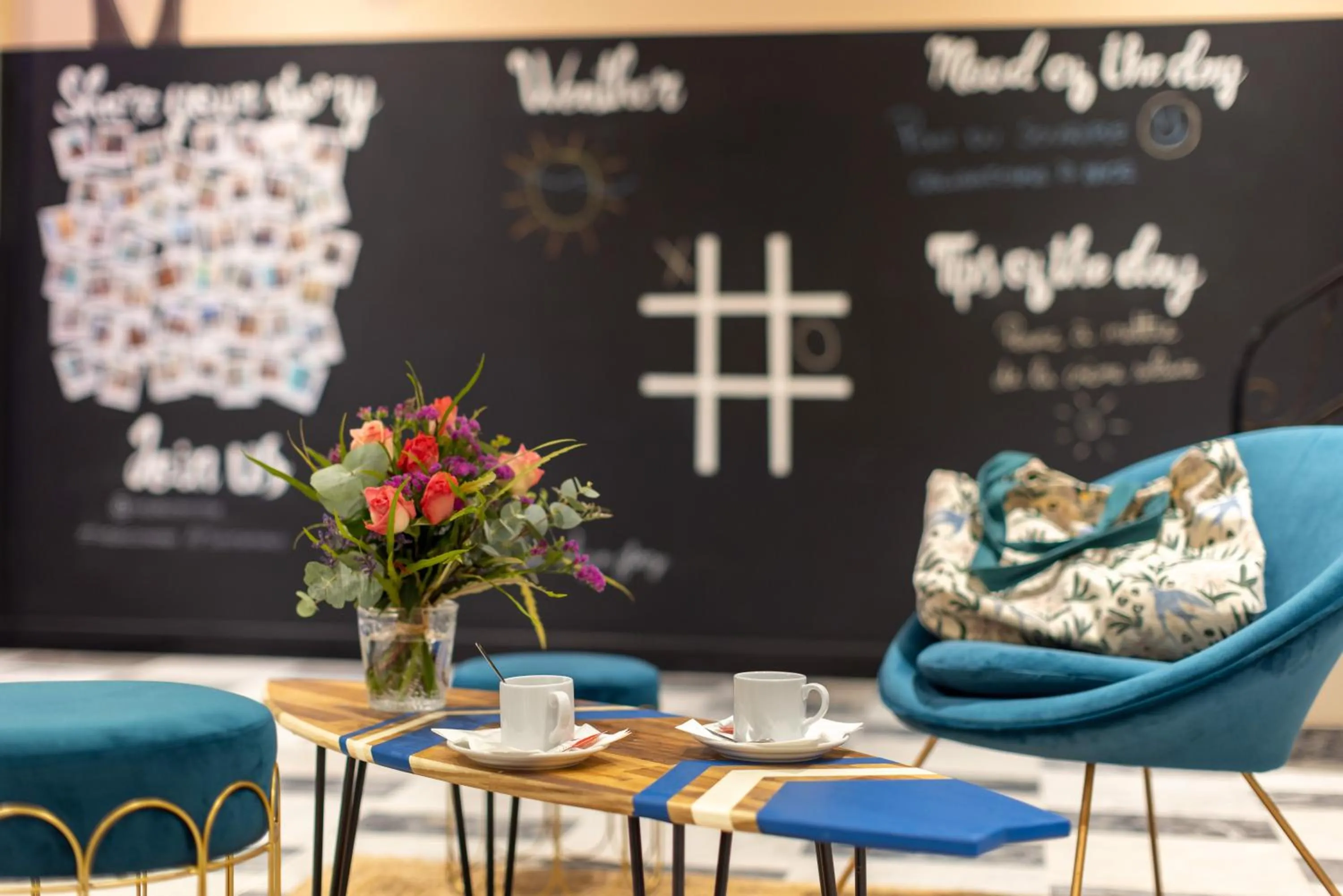 Decorative detail in Hôtel Locarno Nice