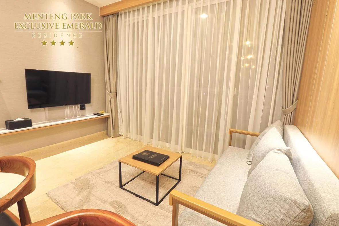 Menteng Park Exclusive Emerald