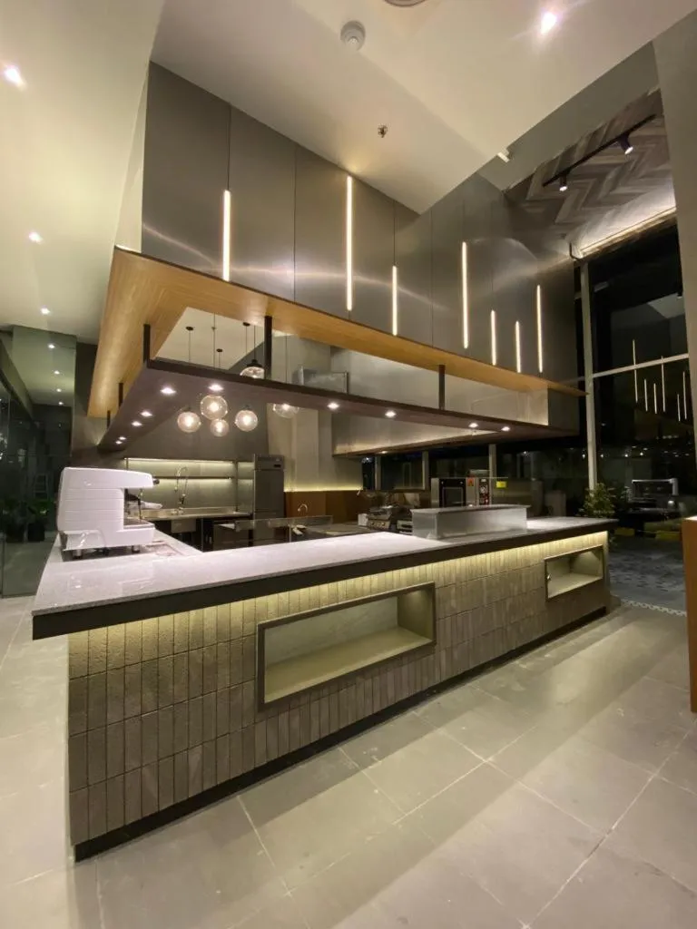 Restaurant/places to eat, Bed in Menteng Park Exclusive Emerald