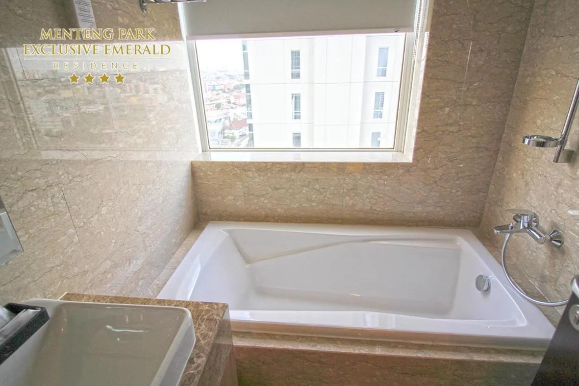 Menteng Park Exclusive Emerald