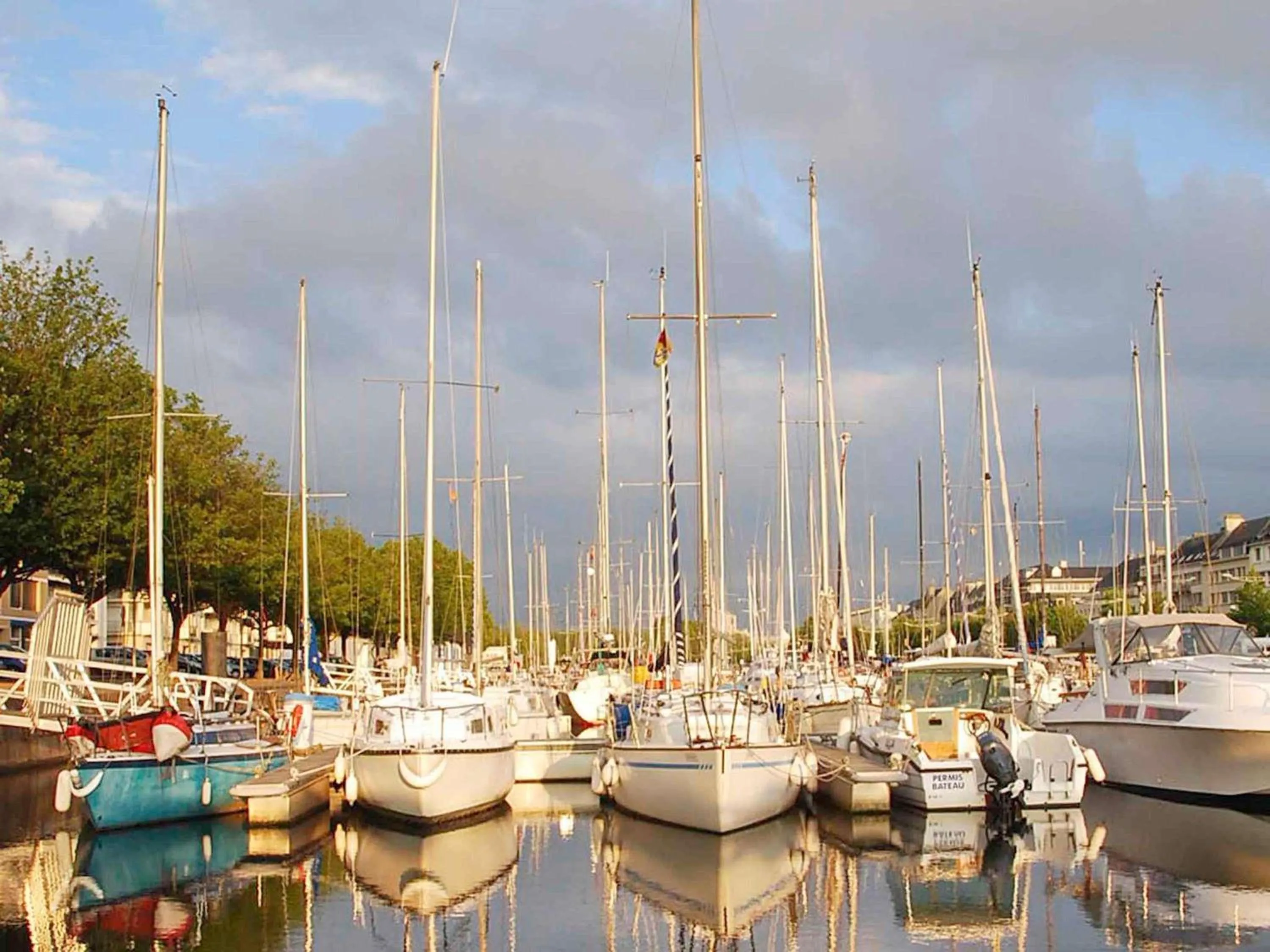 Other in IBIS Port de plaisance