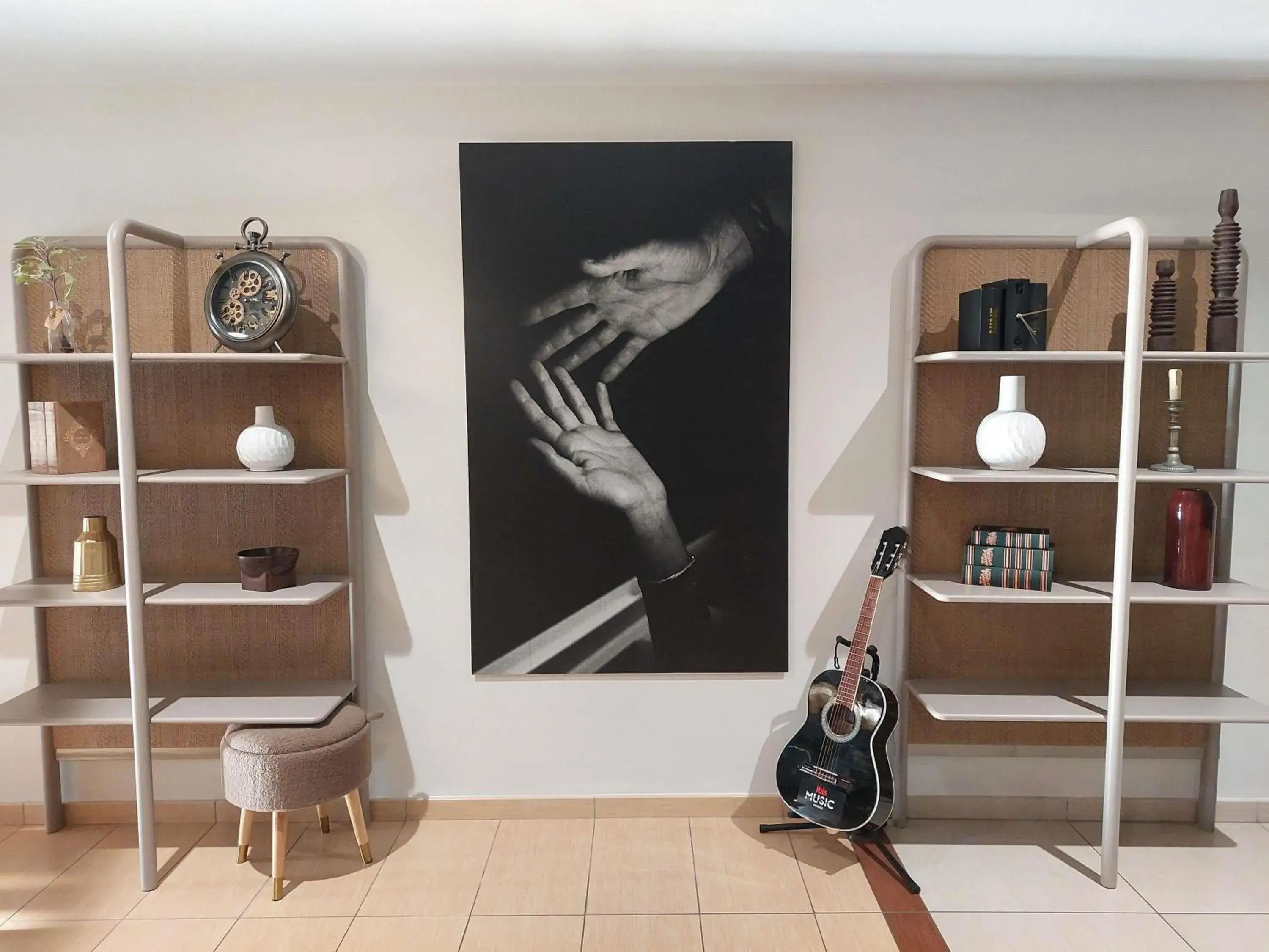 Property building in IBIS Port de plaisance Property building in IBIS Port de plaisance