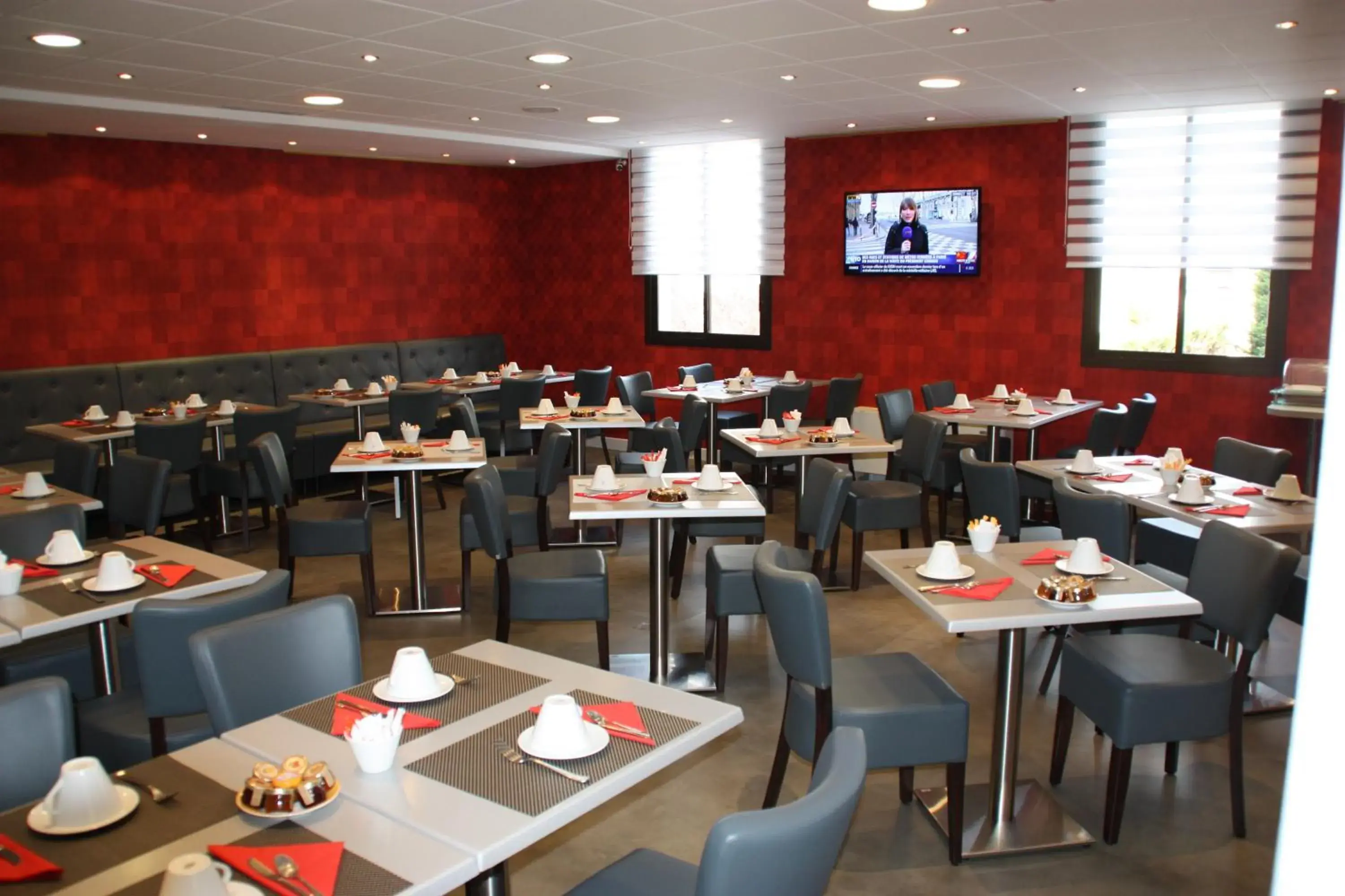 Restaurant/places to eat in Au Grand Hôtel de Sarlat - Pavillon de SELVES Restaurant/places to eat in Au Grand Hôtel de Sarlat - Pavillon de SELVES