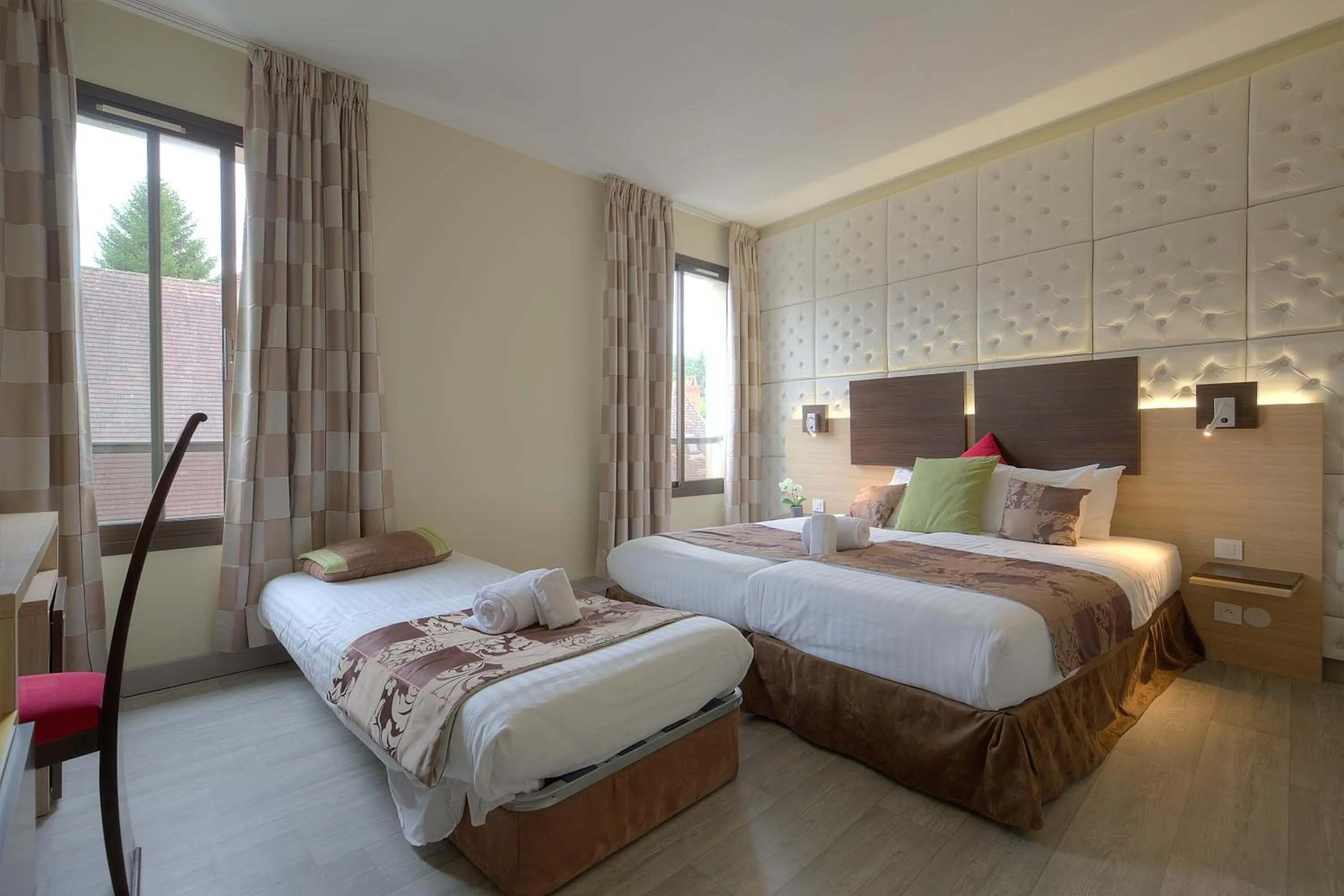 Bed in Au Grand Hôtel de Sarlat - Pavillon de SELVES