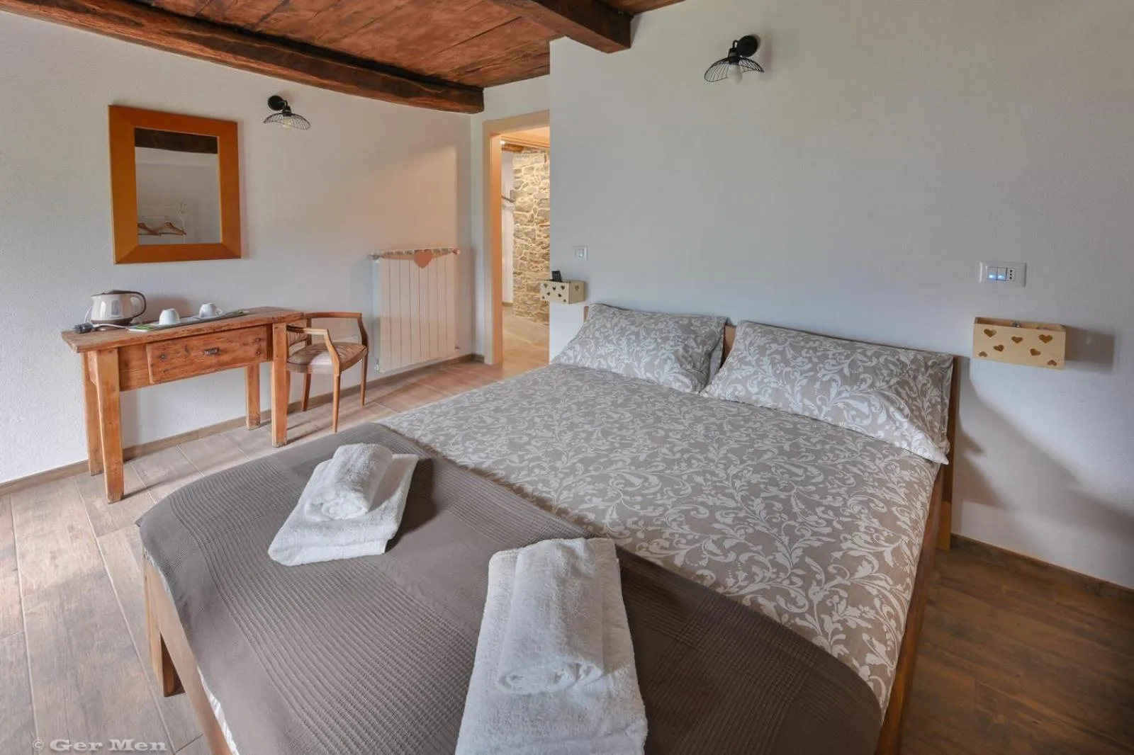 Bedroom, Bed in Ossola dal Monte - Affittacamere