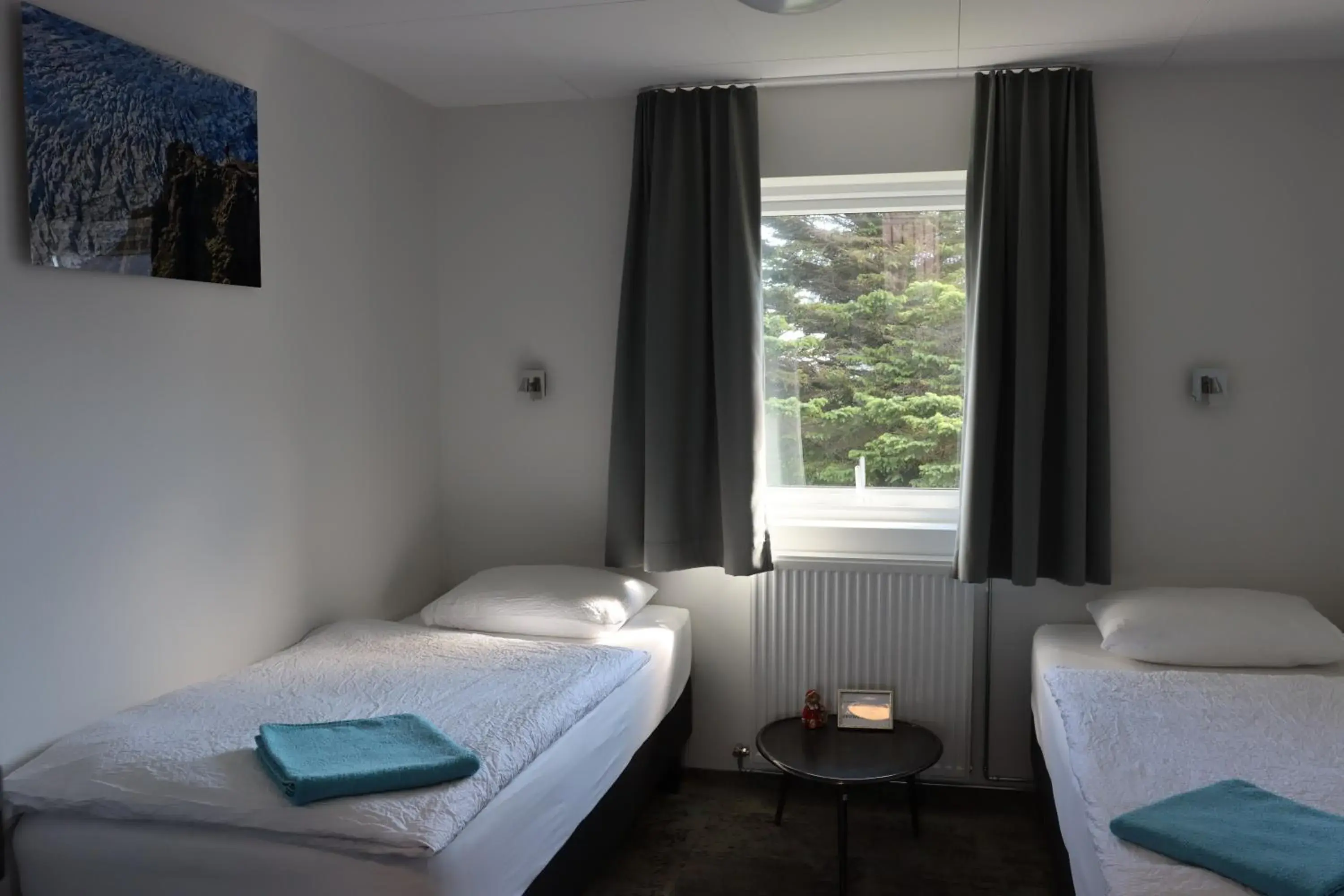 Twin Room with Shared Bathroom in Höfn Hostel Twin Room with Shared Bathroom in Höfn Hostel