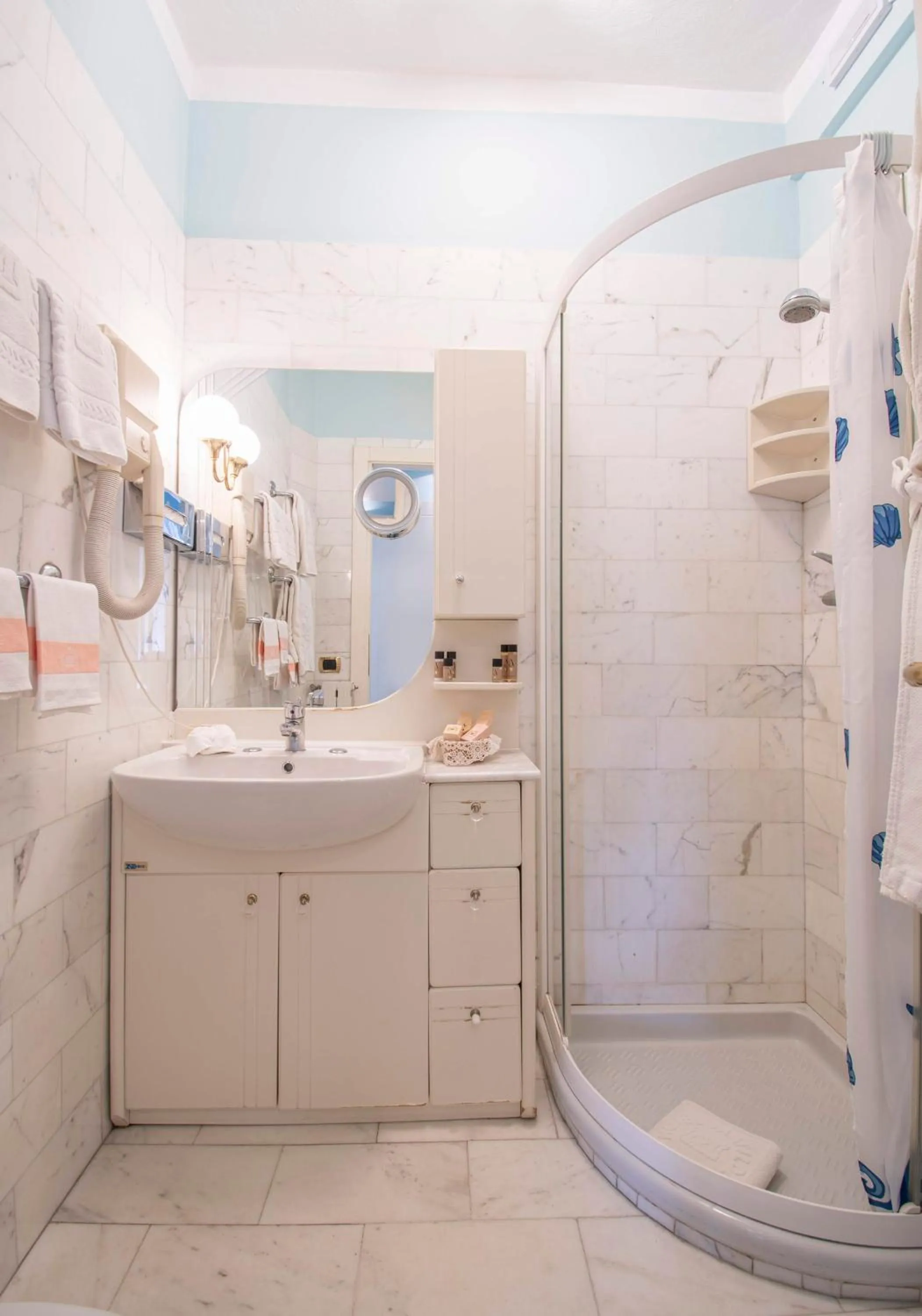 Bathroom in Hotel Matilde