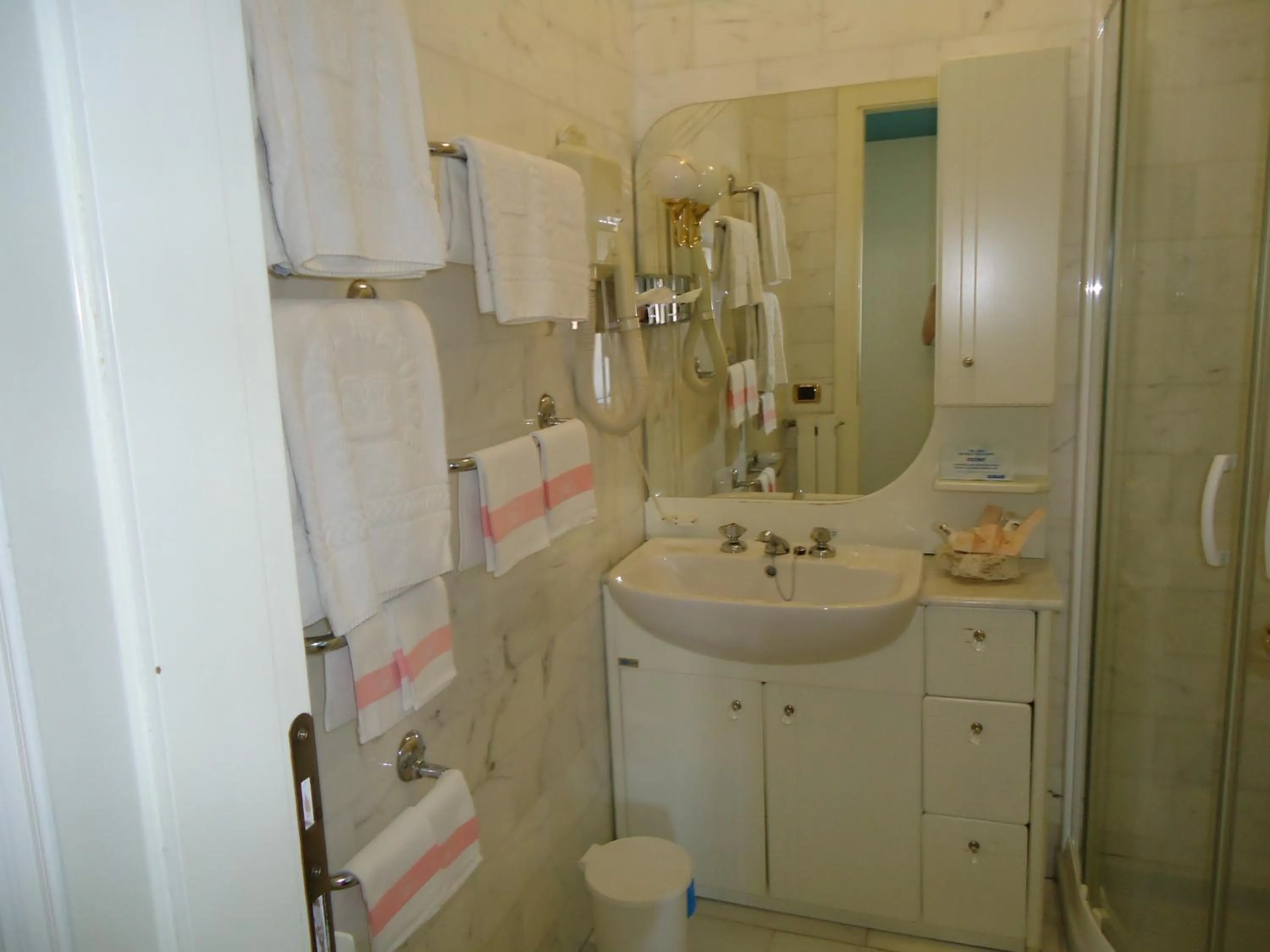 Bathroom in Hotel Matilde