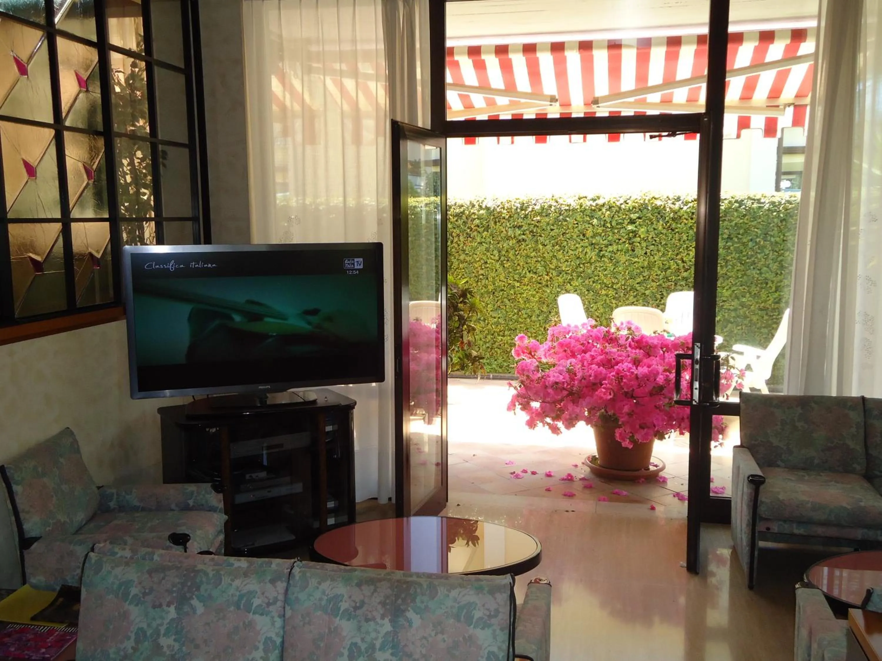 TV and multimedia in Hotel Matilde