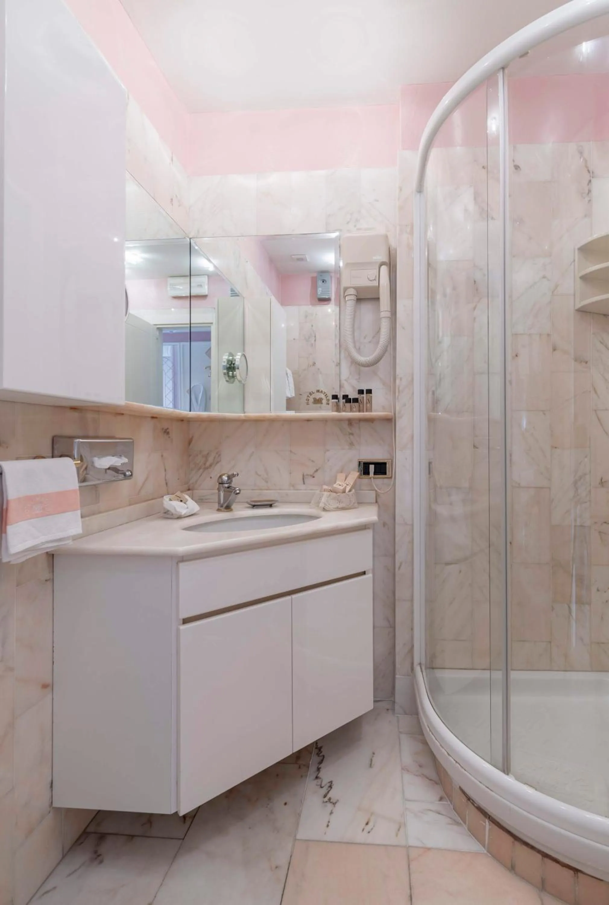 Bathroom in Hotel Matilde