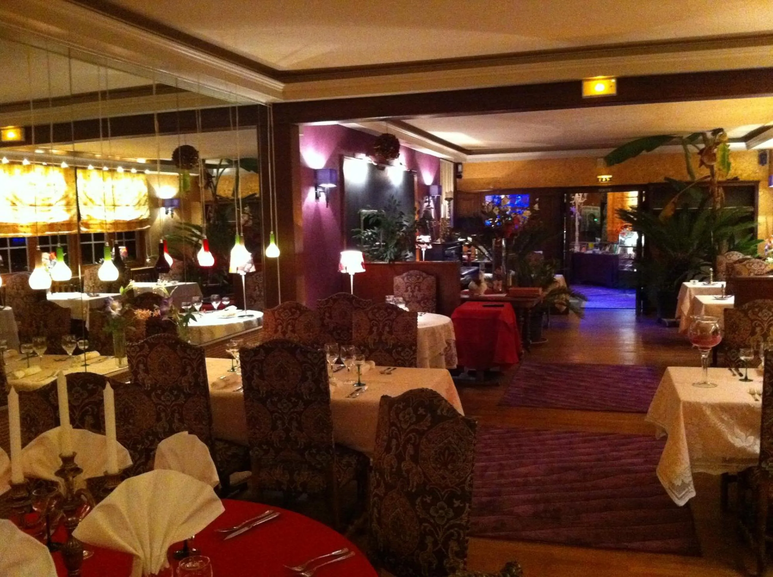 Restaurant/places to eat in La Roseraie Biebler