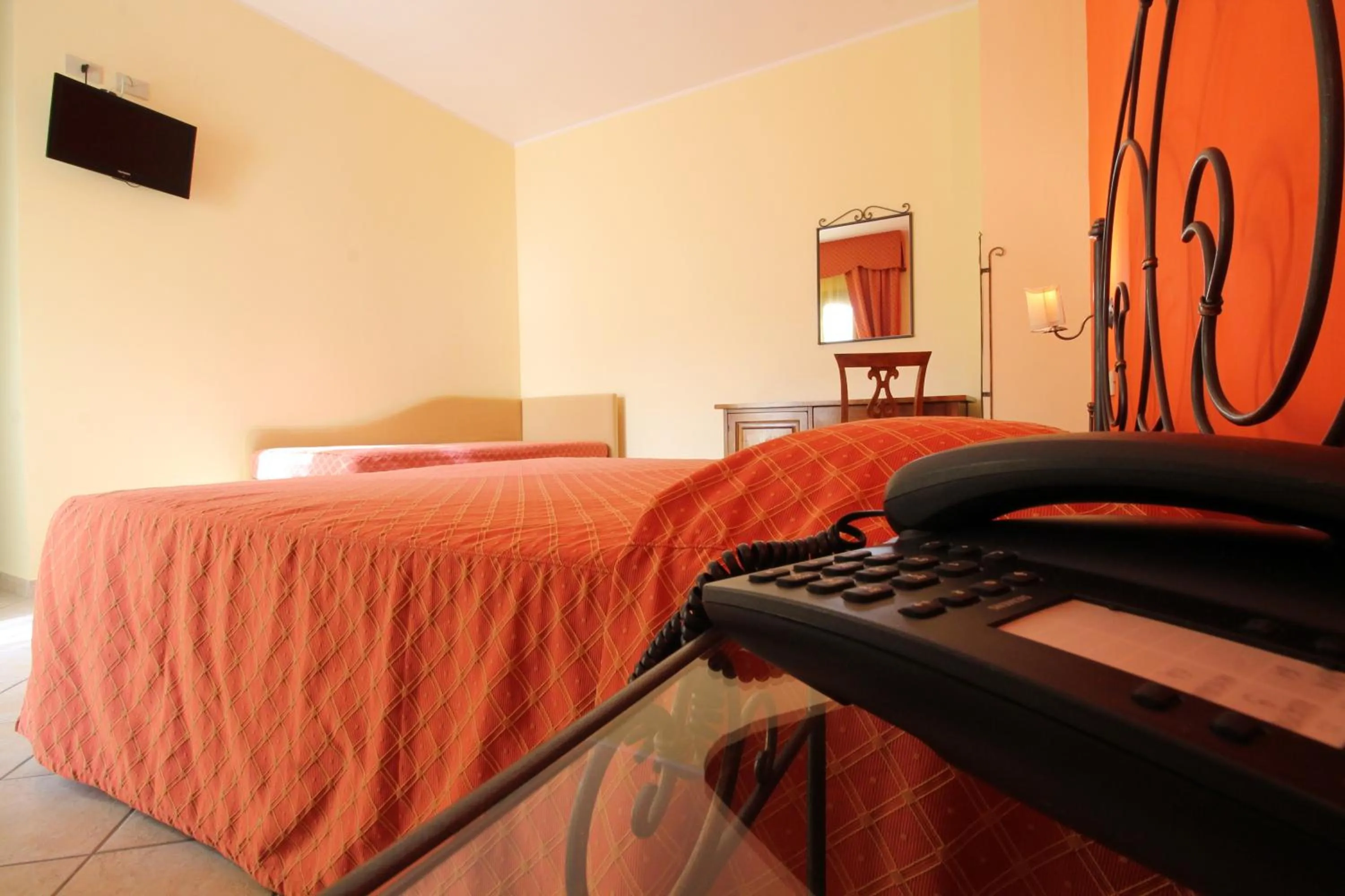 Photo of the whole room in Zingaro Hotel