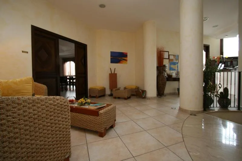 Lobby or reception in Zingaro Hotel