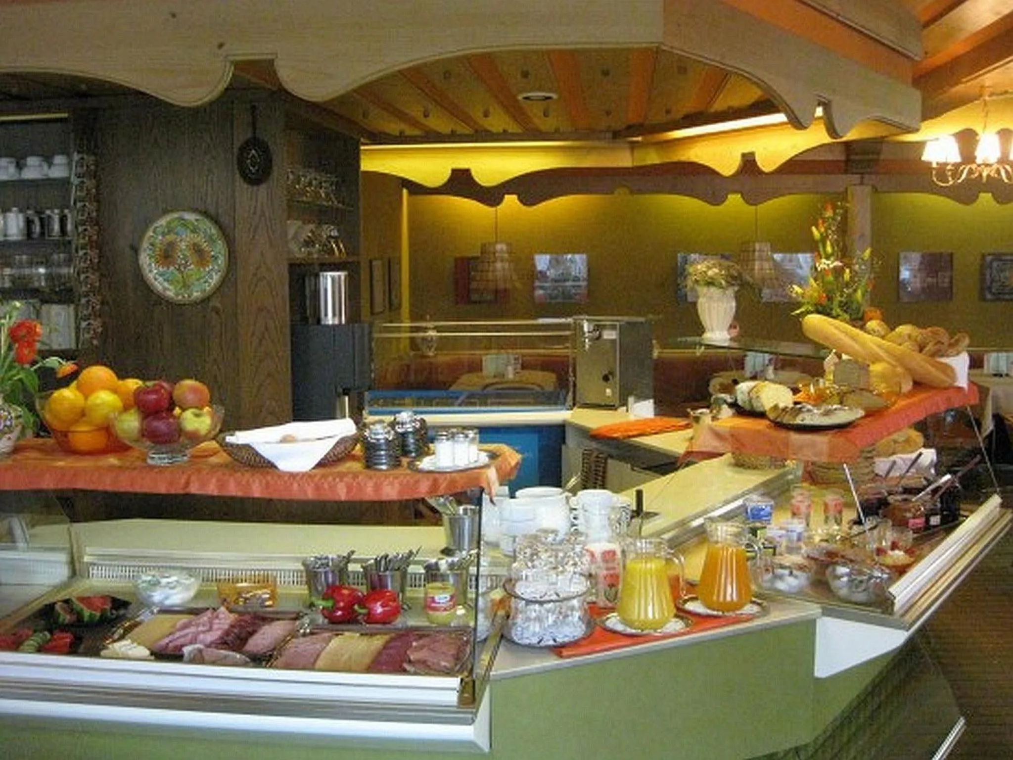 Breakfast in Hotel Bräukeller