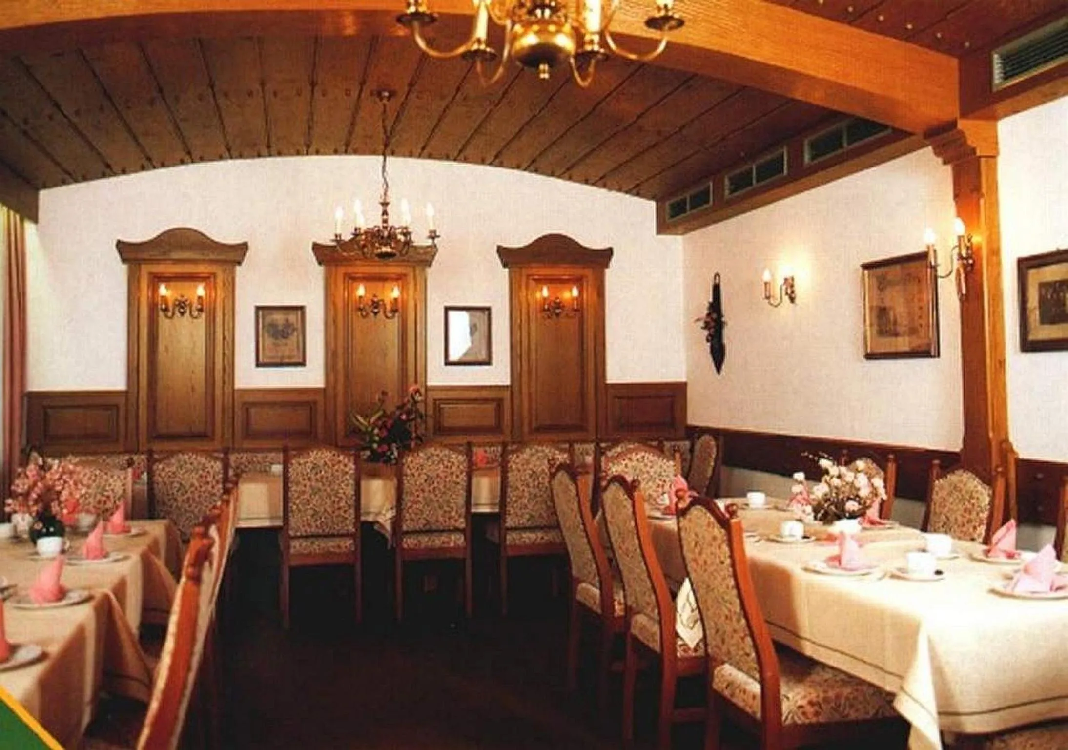 Restaurant/places to eat in Hotel Bräukeller