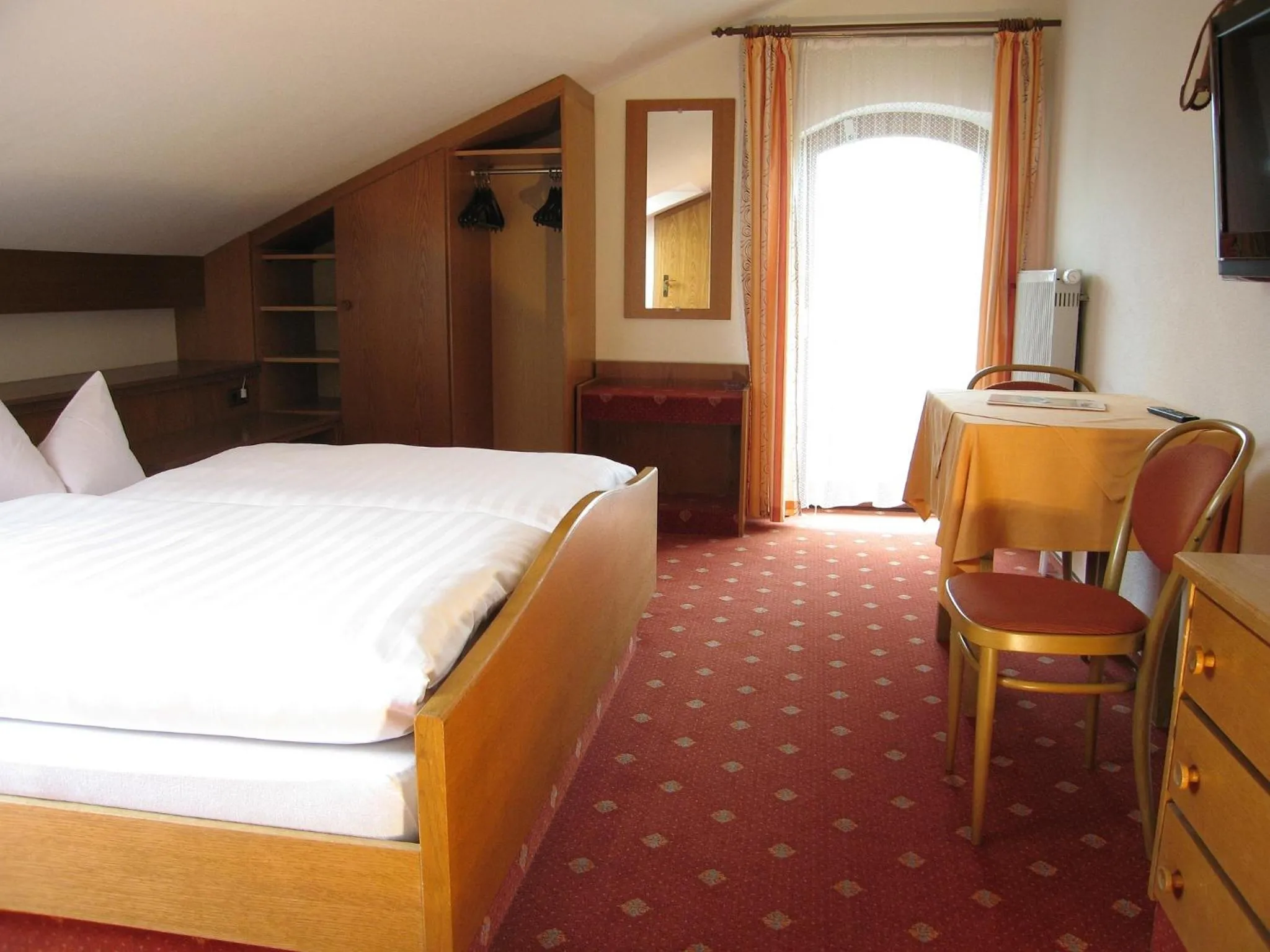 Bed in Hotel Bräukeller