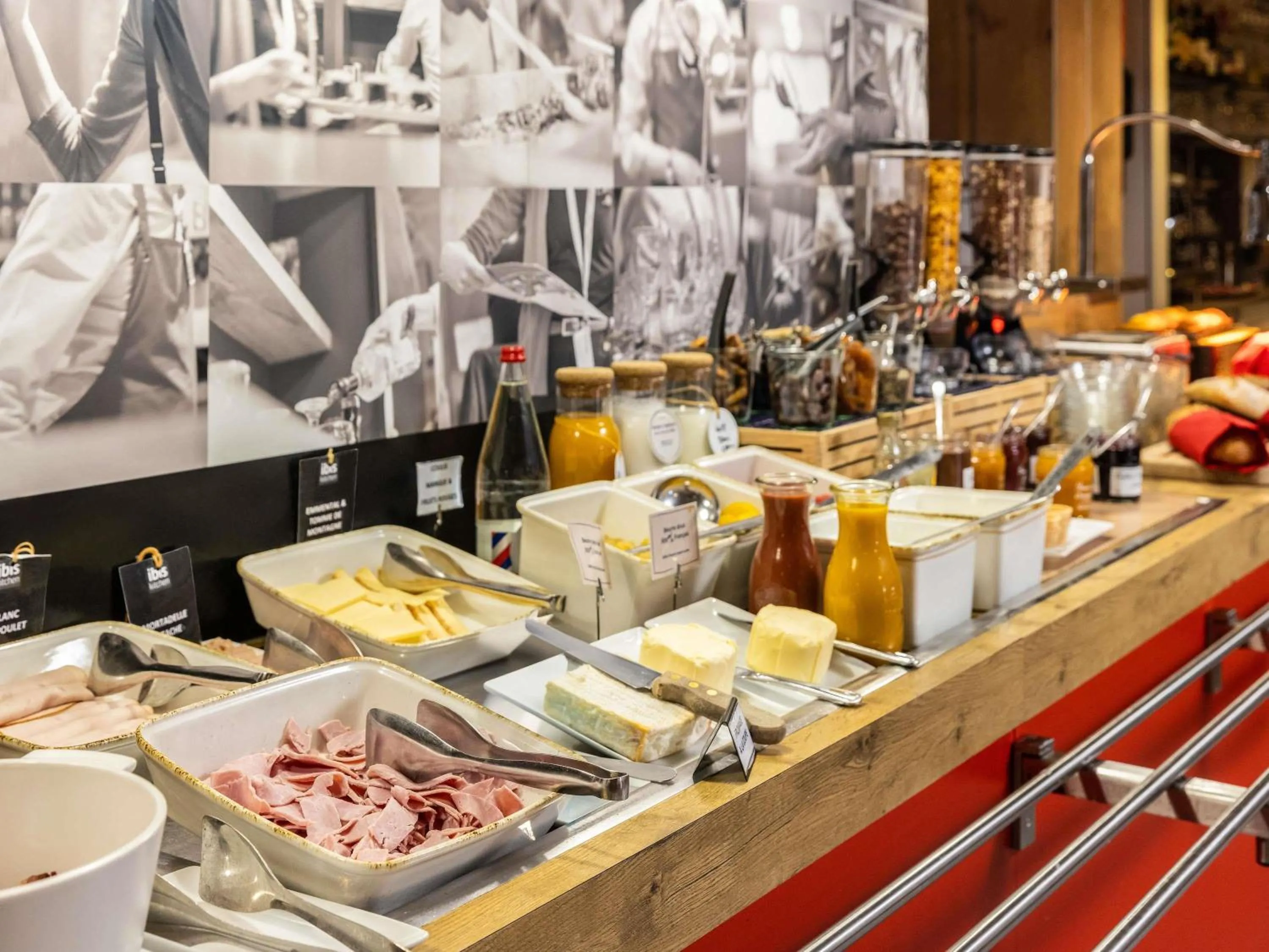 Restaurant/places to eat in ibis Toulouse Pont Jumeaux