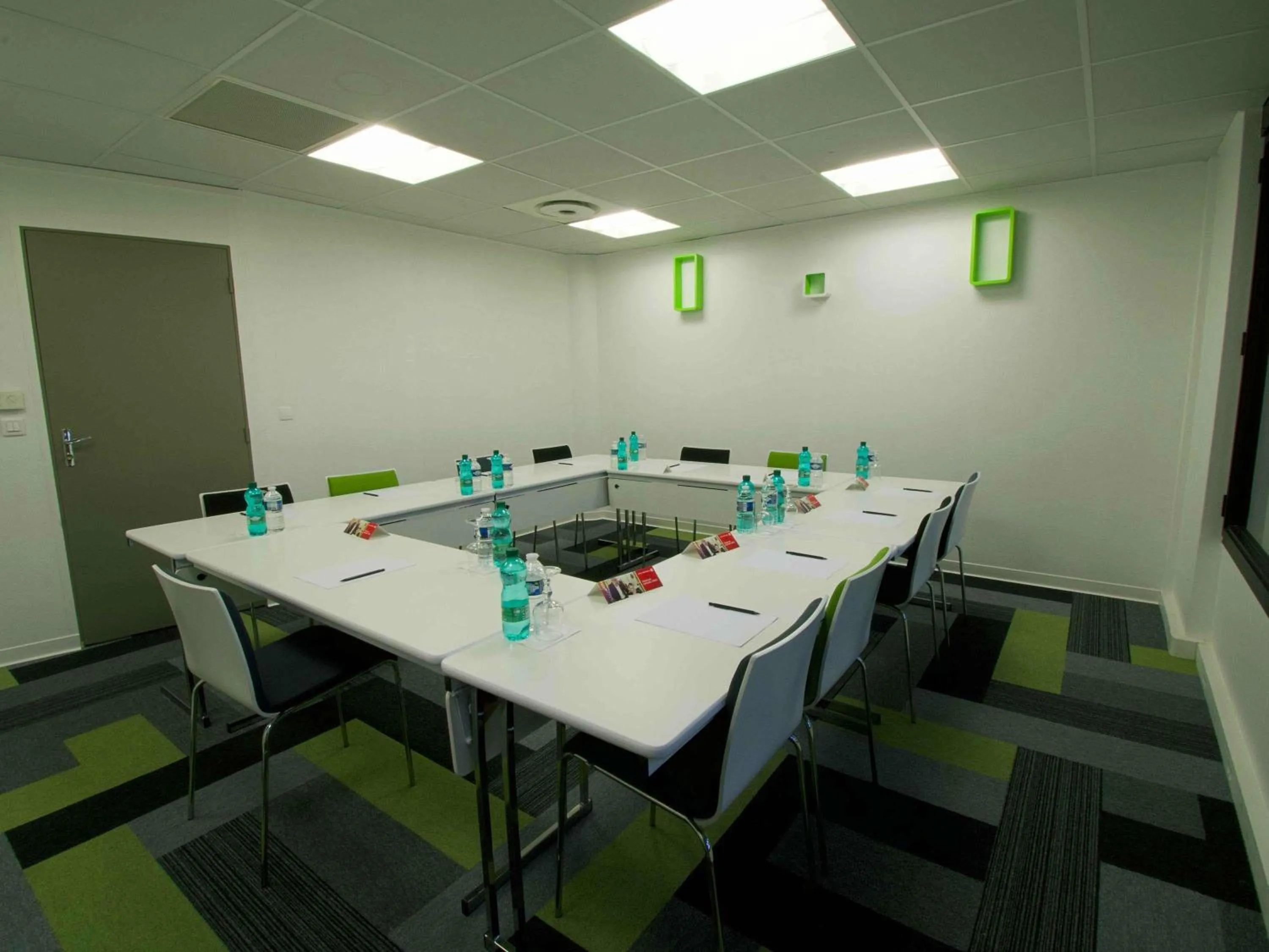 Meeting/conference room in ibis Toulouse Pont Jumeaux