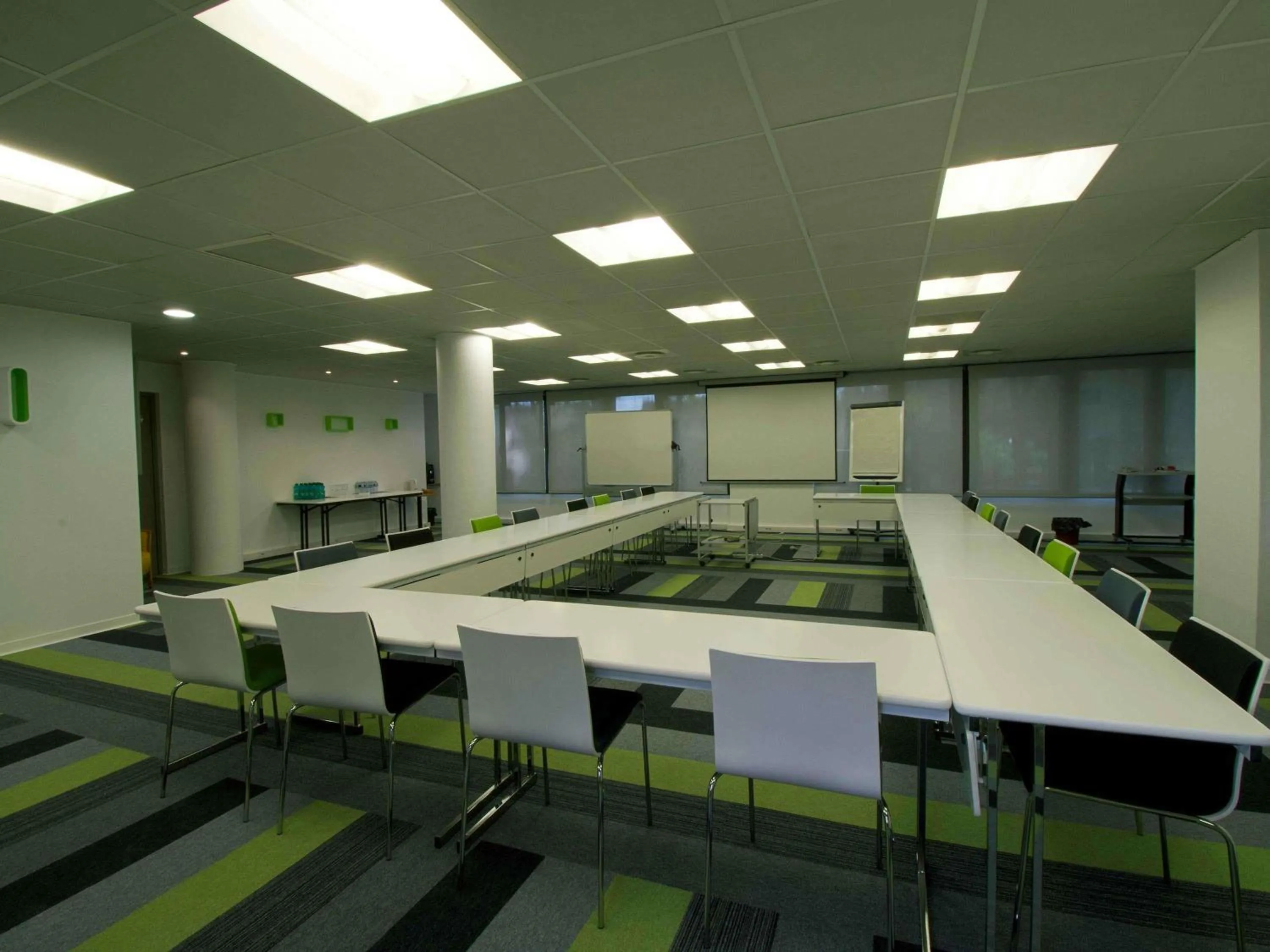Meeting/conference room in ibis Toulouse Pont Jumeaux