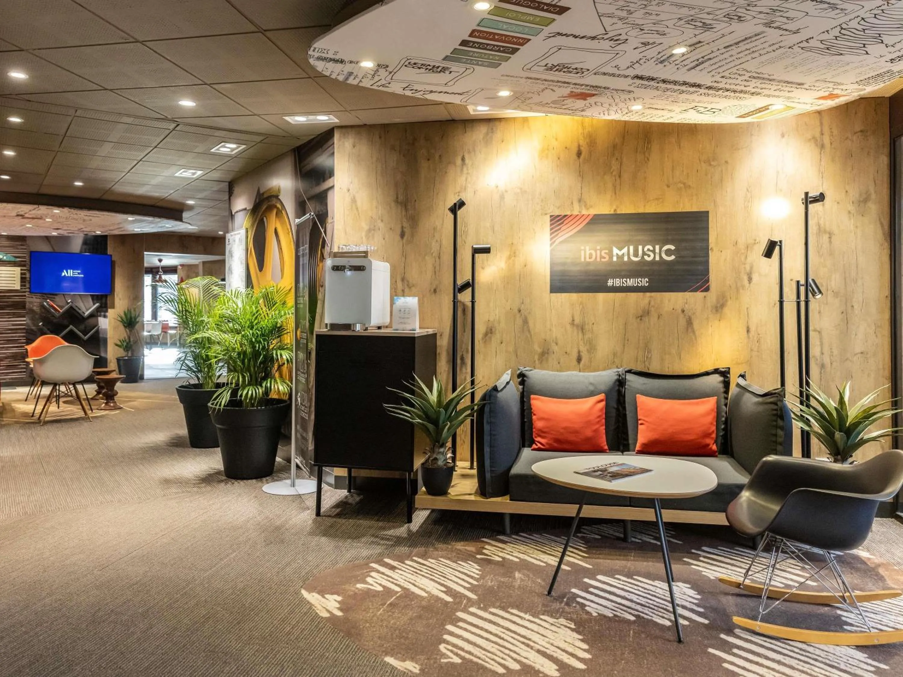 Property building in ibis Toulouse Pont Jumeaux