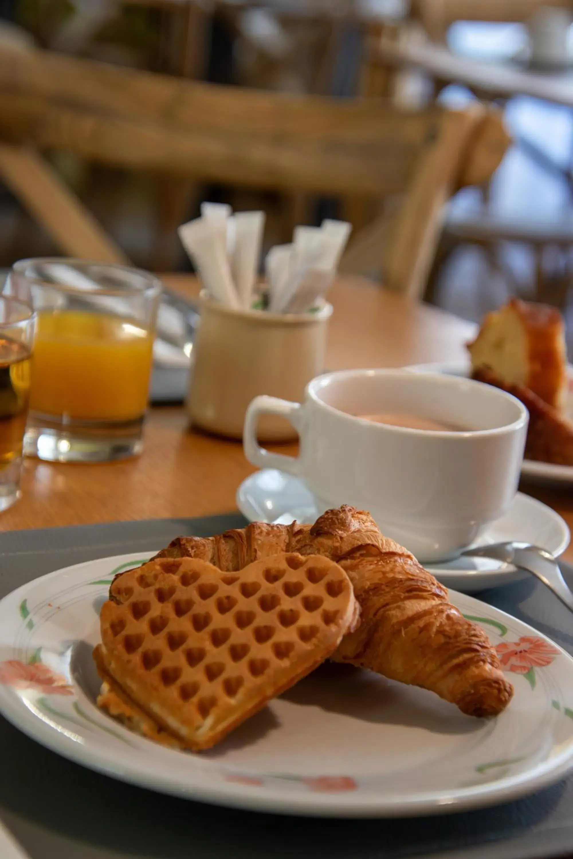 Breakfast in Logis Le Saint Nicolas Breakfast in Logis Le Saint Nicolas