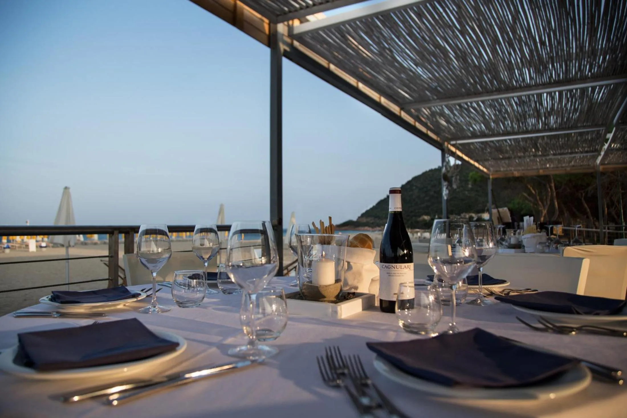 Restaurant/places to eat in Perdepera Resort
